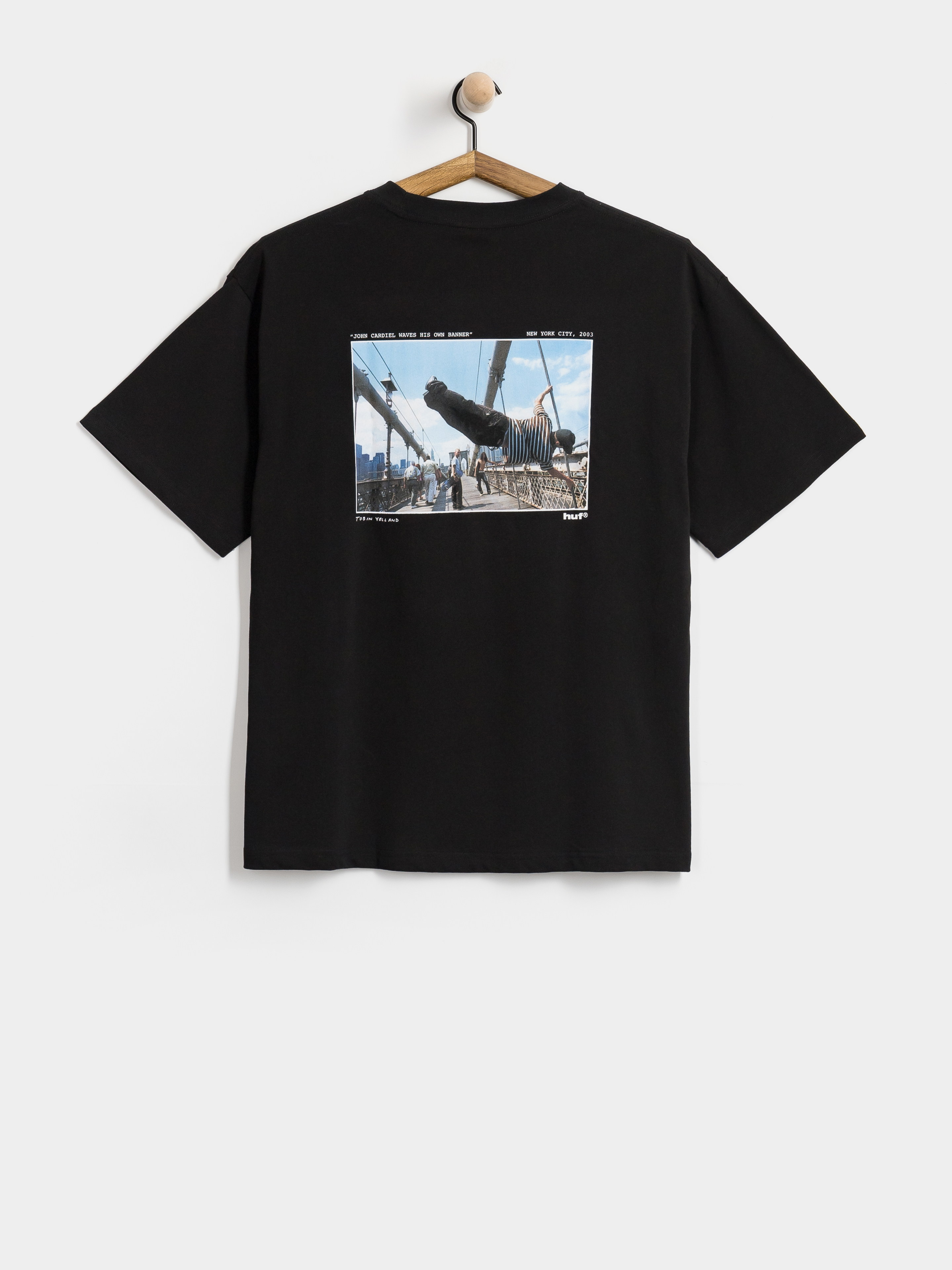 Тениска HUF Taking The Leap (black)