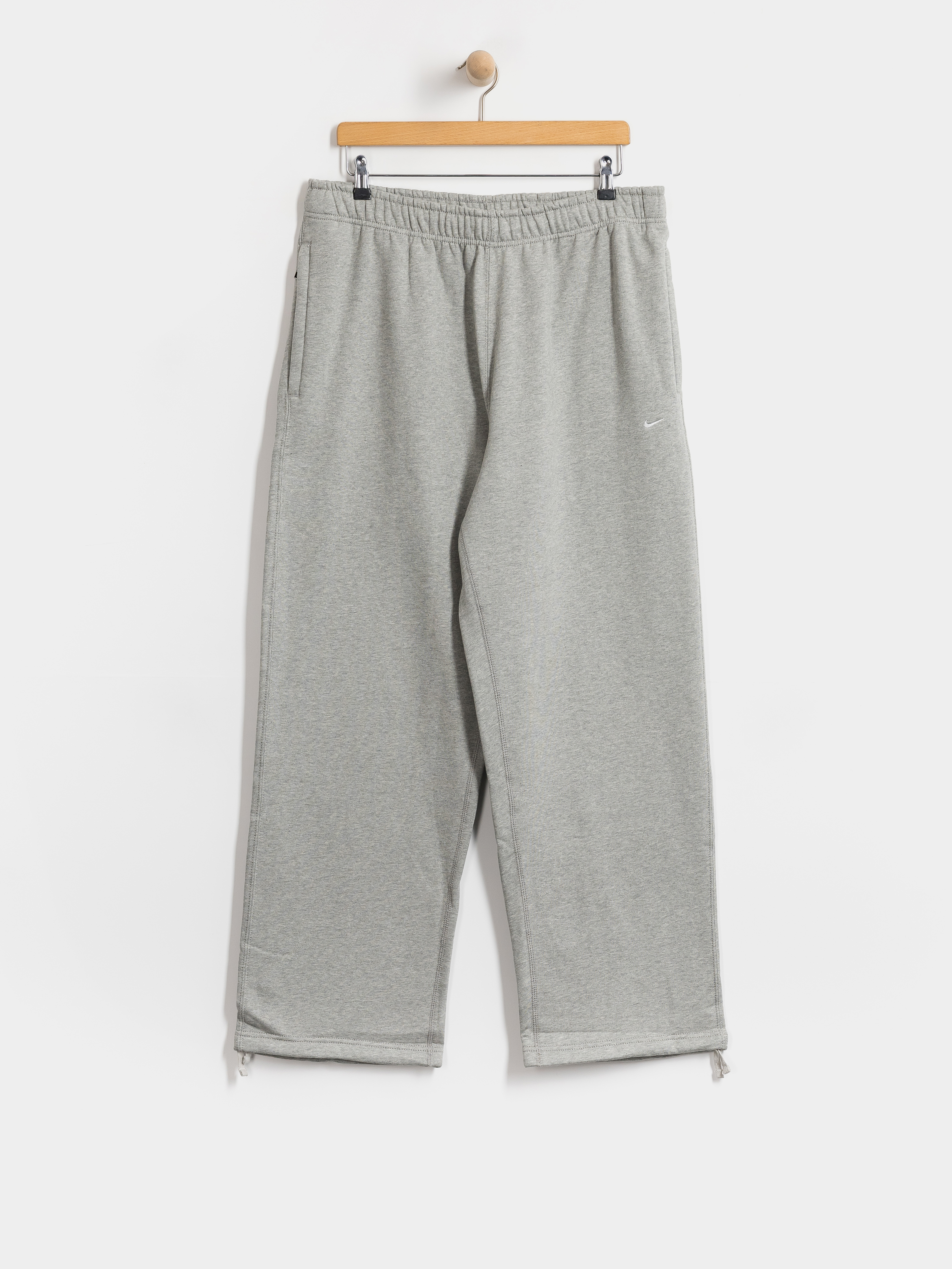 Панталони Nike SB Solo Swoosh Loose (dk grey heather/lt smoke grey/white)