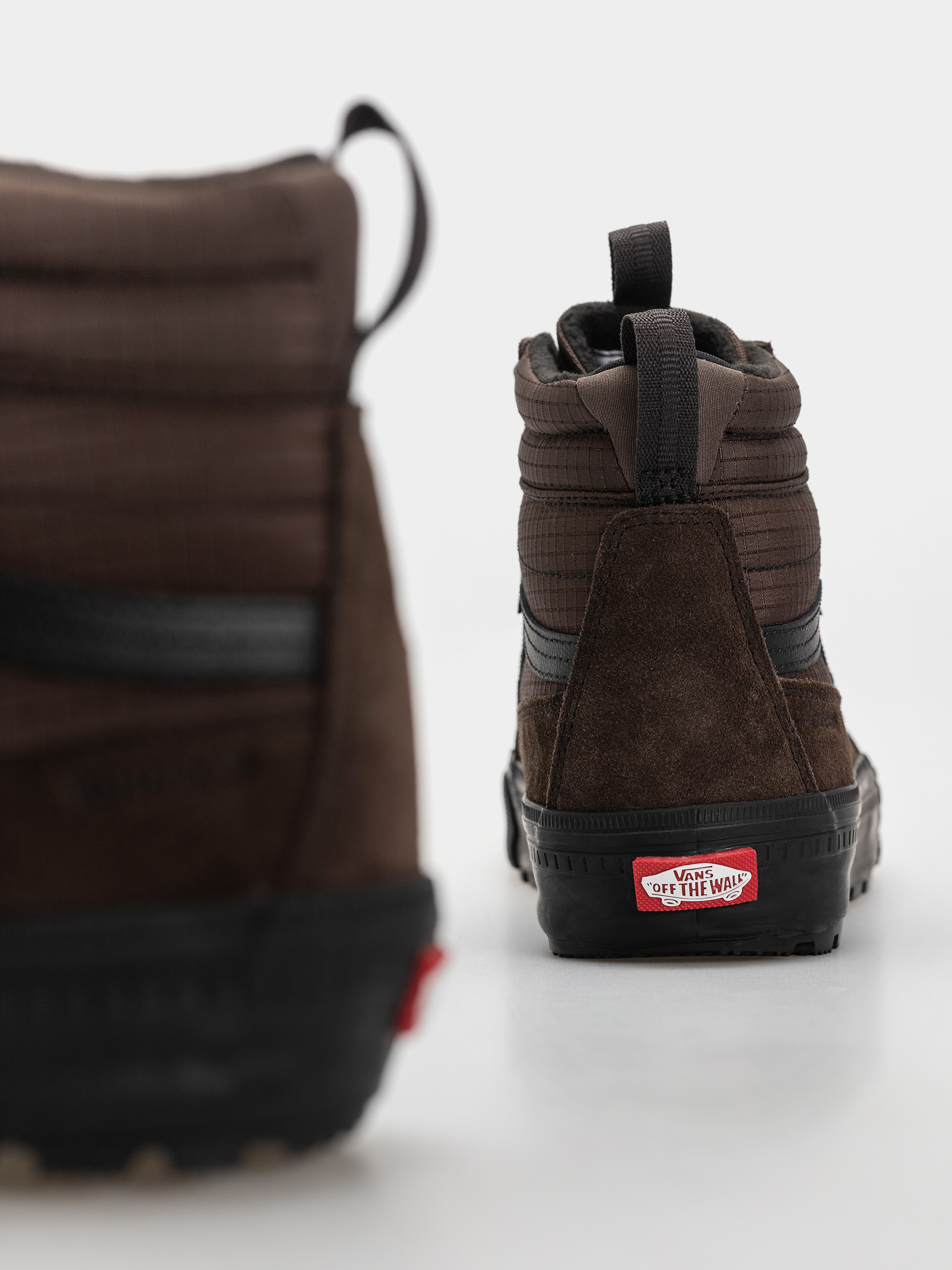 Обувки Vans Sk8 Hi Waterproof Insulated Mte (demitasse)