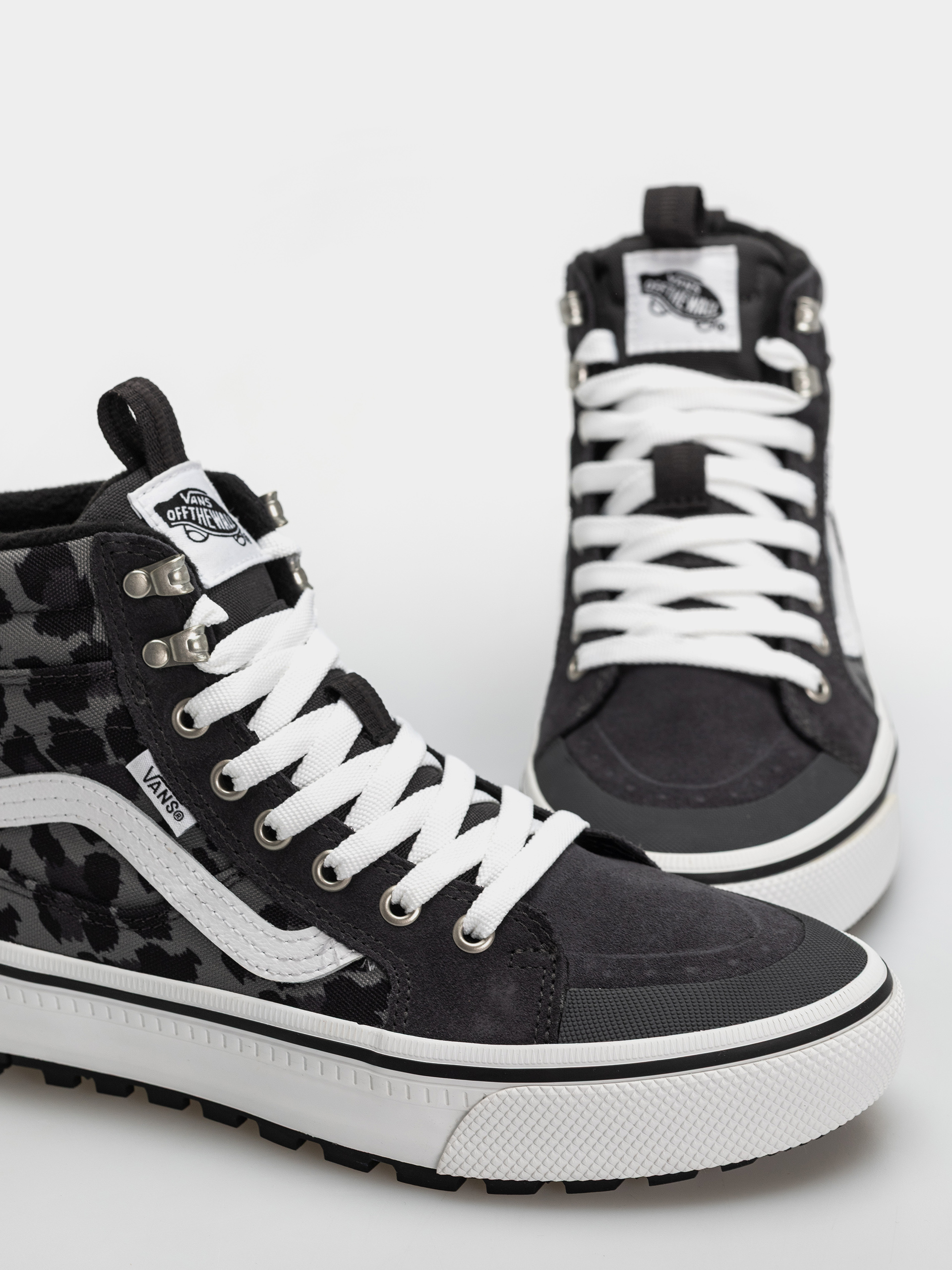 Обувки Vans Sk8 Hi Waterproof Insulated Mte (charcoal grey)