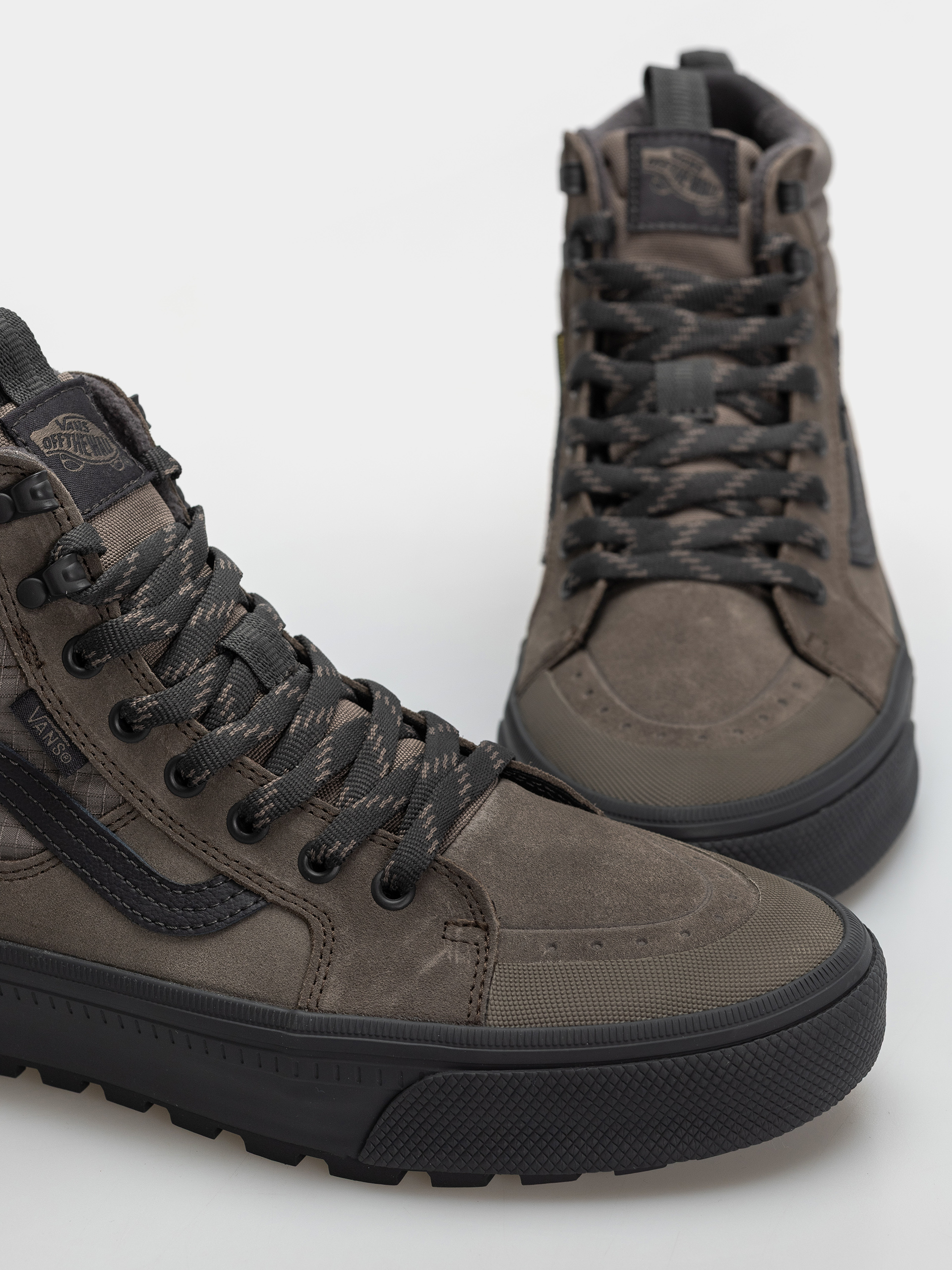 Обувки Vans Sk8 Hi Waterproof Insulated Mte (bungee cord)