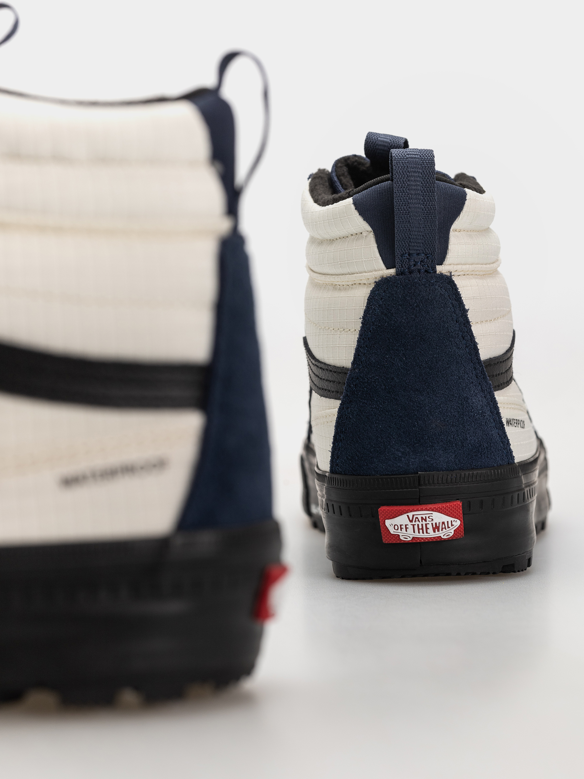 Обувки Vans Sk8 Hi Waterproof Insulated Mte (true navy)