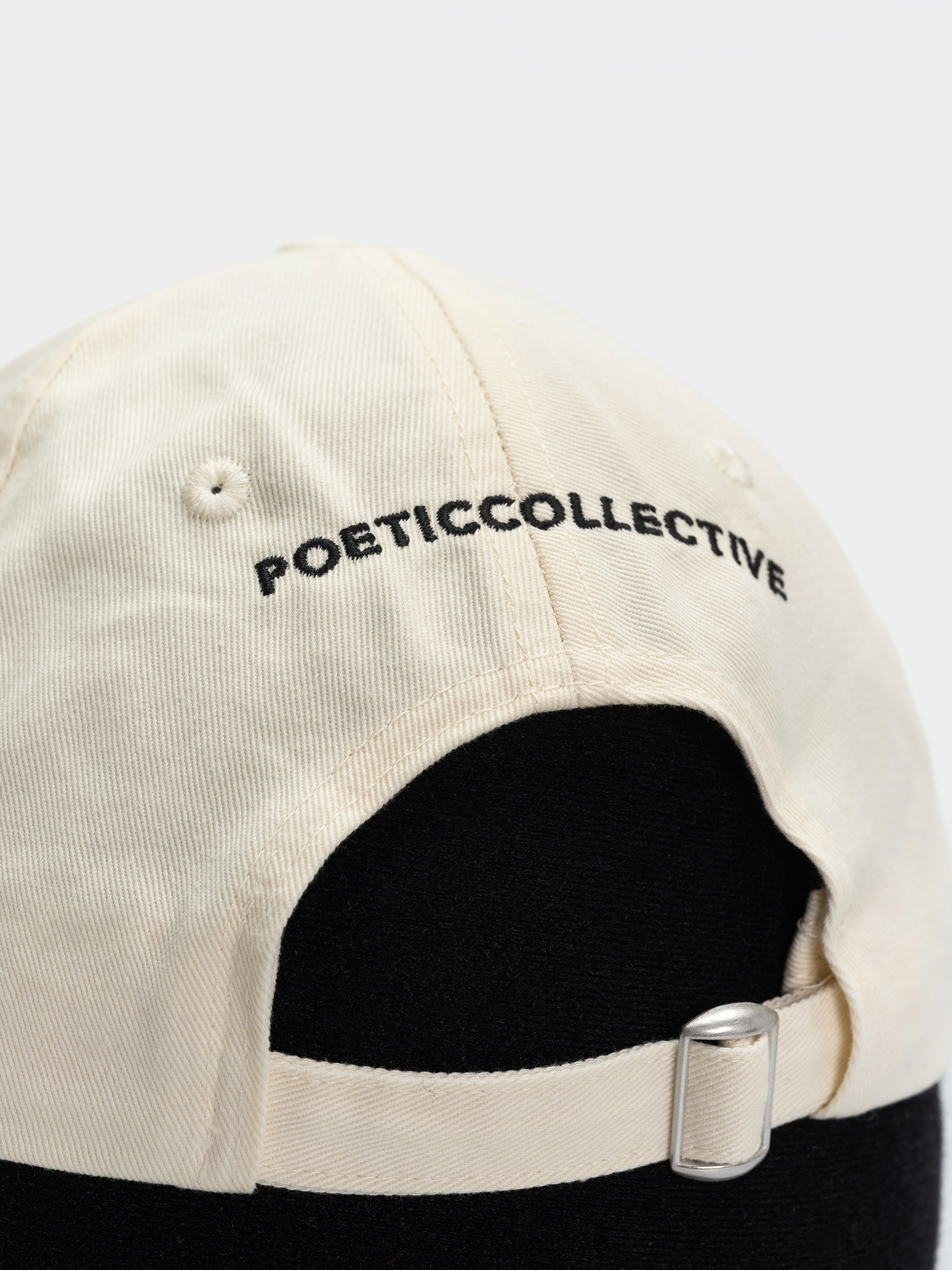 Шапка с козирка Poetic Collective Art (beige/black)