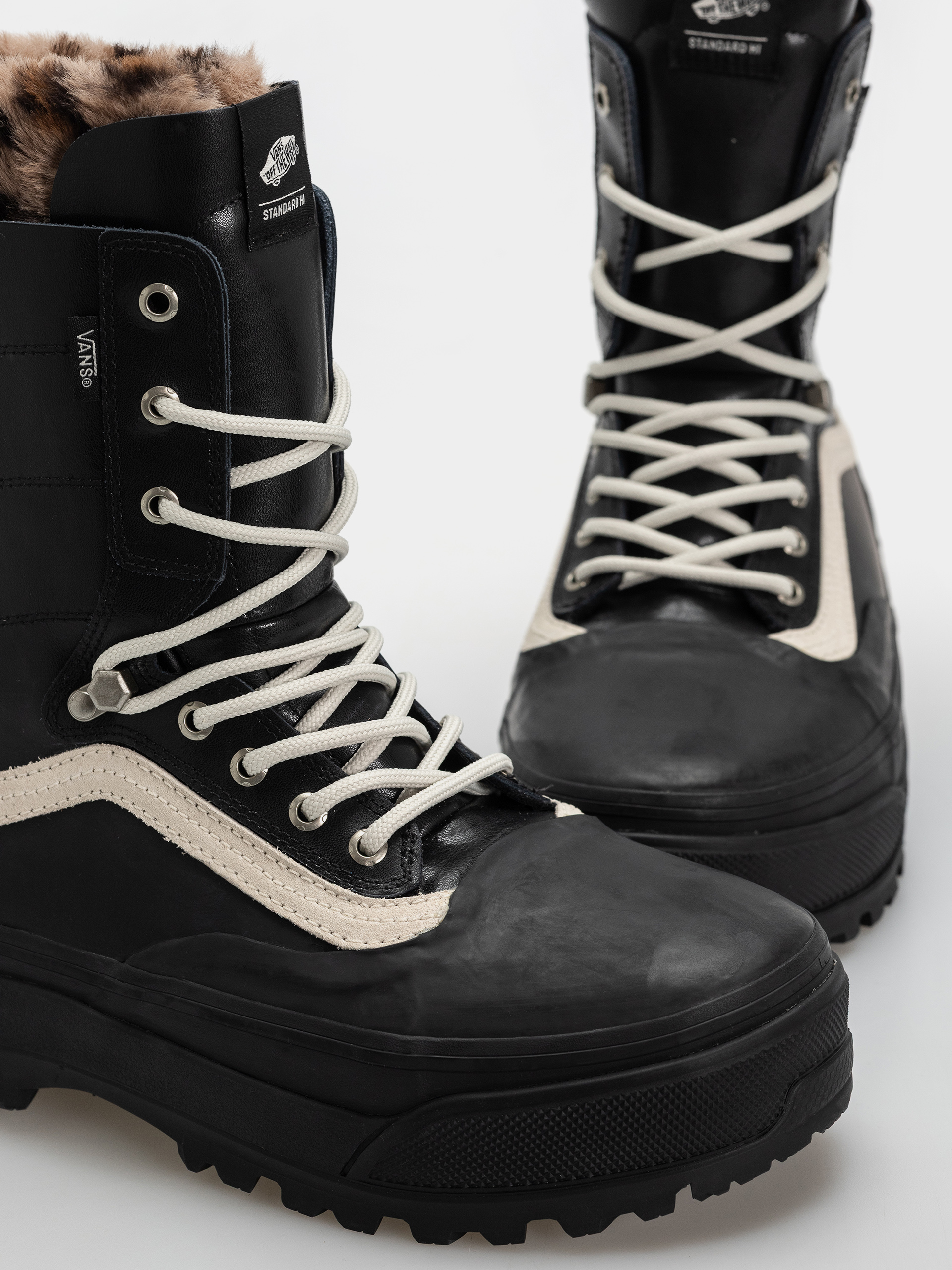 Обувки Vans Standard Hi 2.0 Mte (black/black)