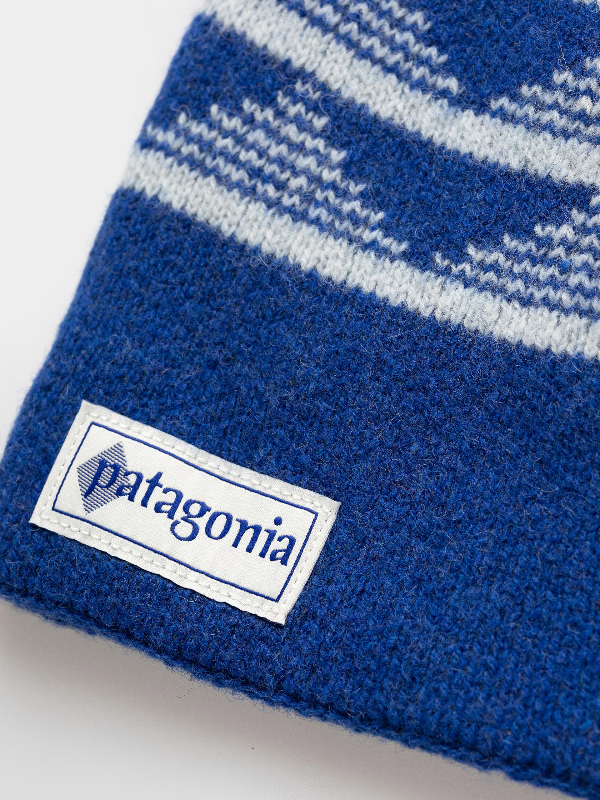 Шапка Patagonia Cinder (hut tripper stripe cobalt blue)