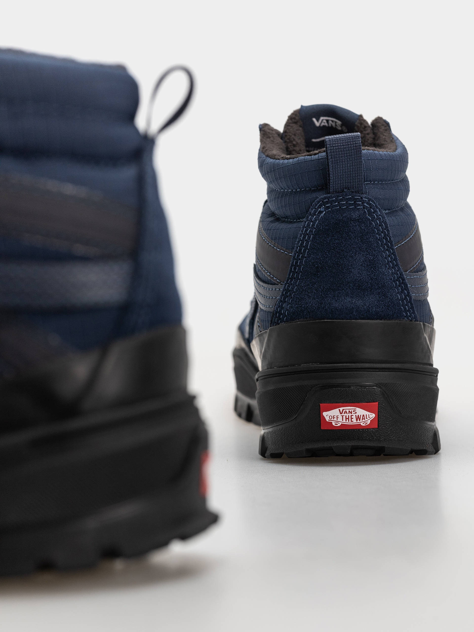 Обувки Vans Sk8 Hi Gore Tex Insulated Mte (true navy)
