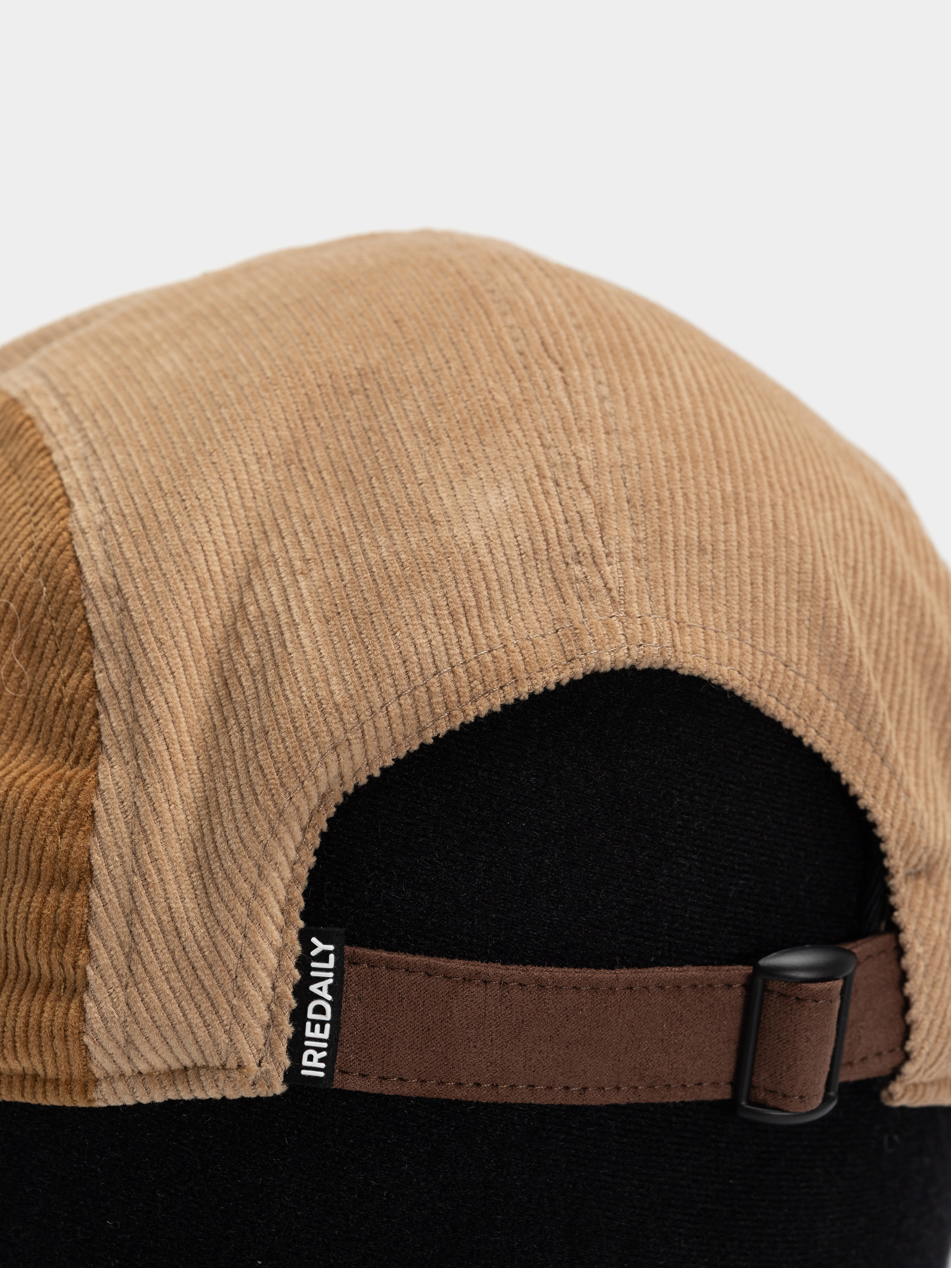 Шапка с козирка Iriedaily Corvin 5 Panel (mocca)