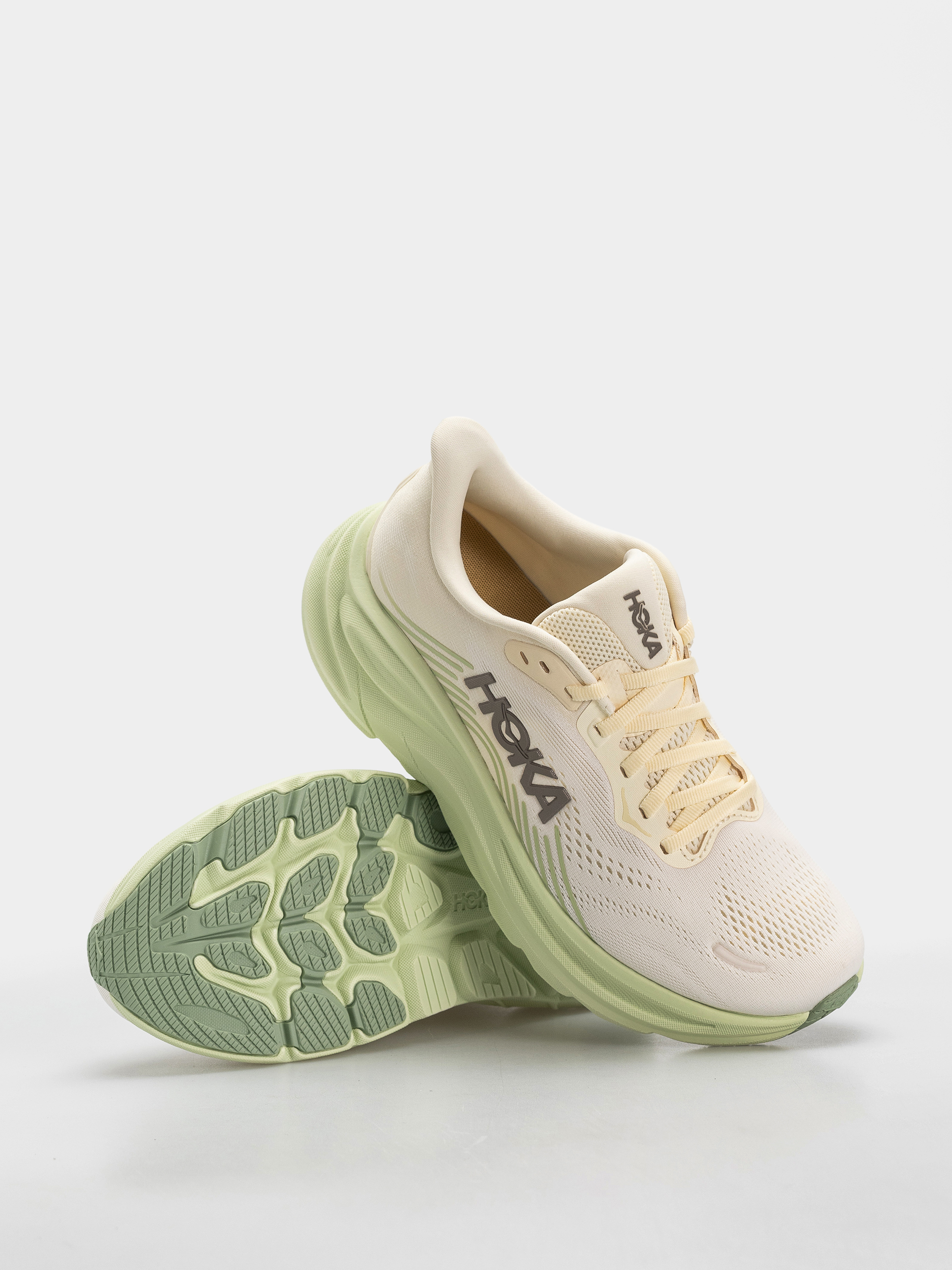 Обувки Hoka Clifton 11 Wmn (alabaster/morning dew)