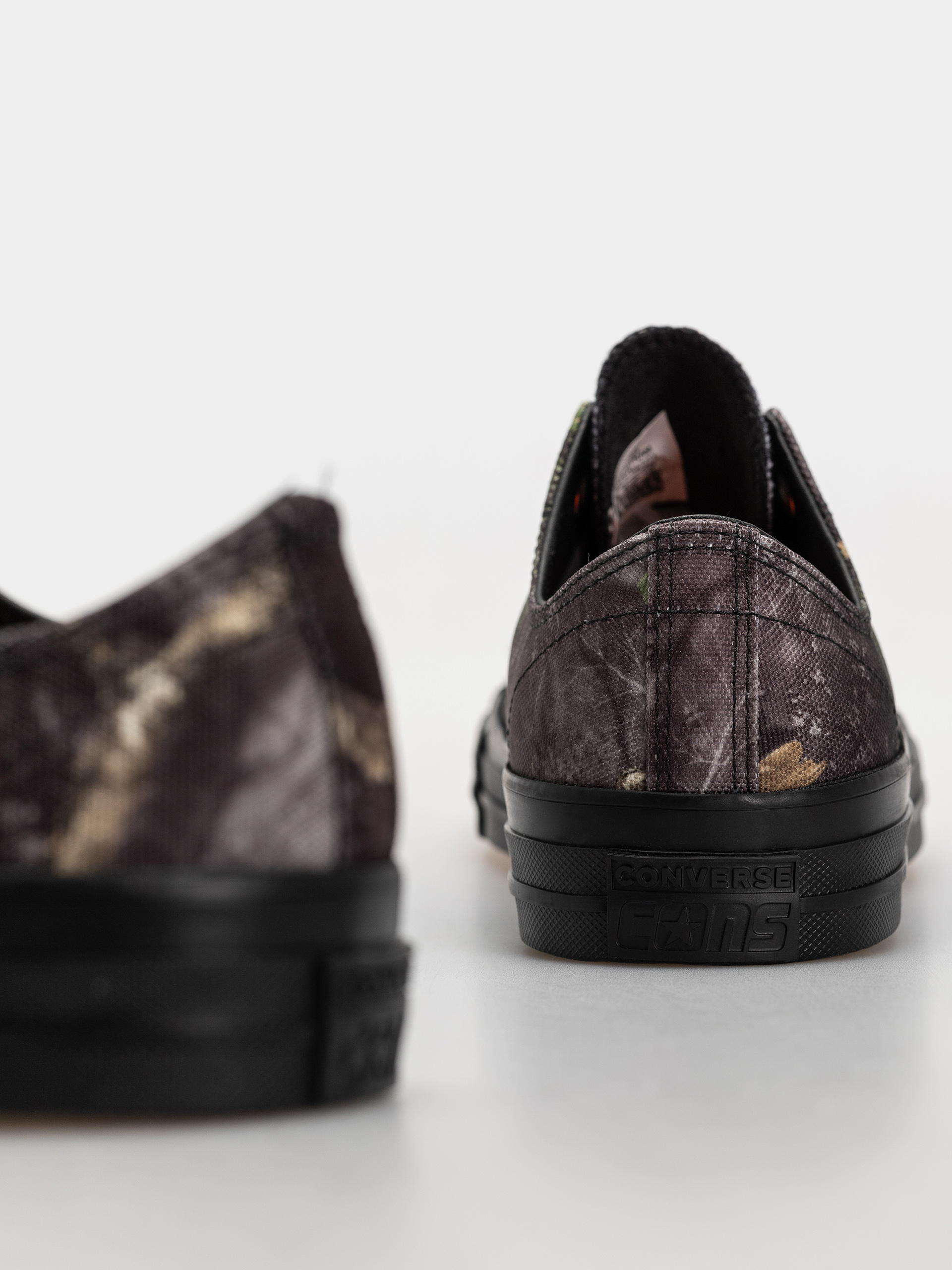 Кецове Converse Chuck Taylor All Star Pro Ox (realtree apx black)