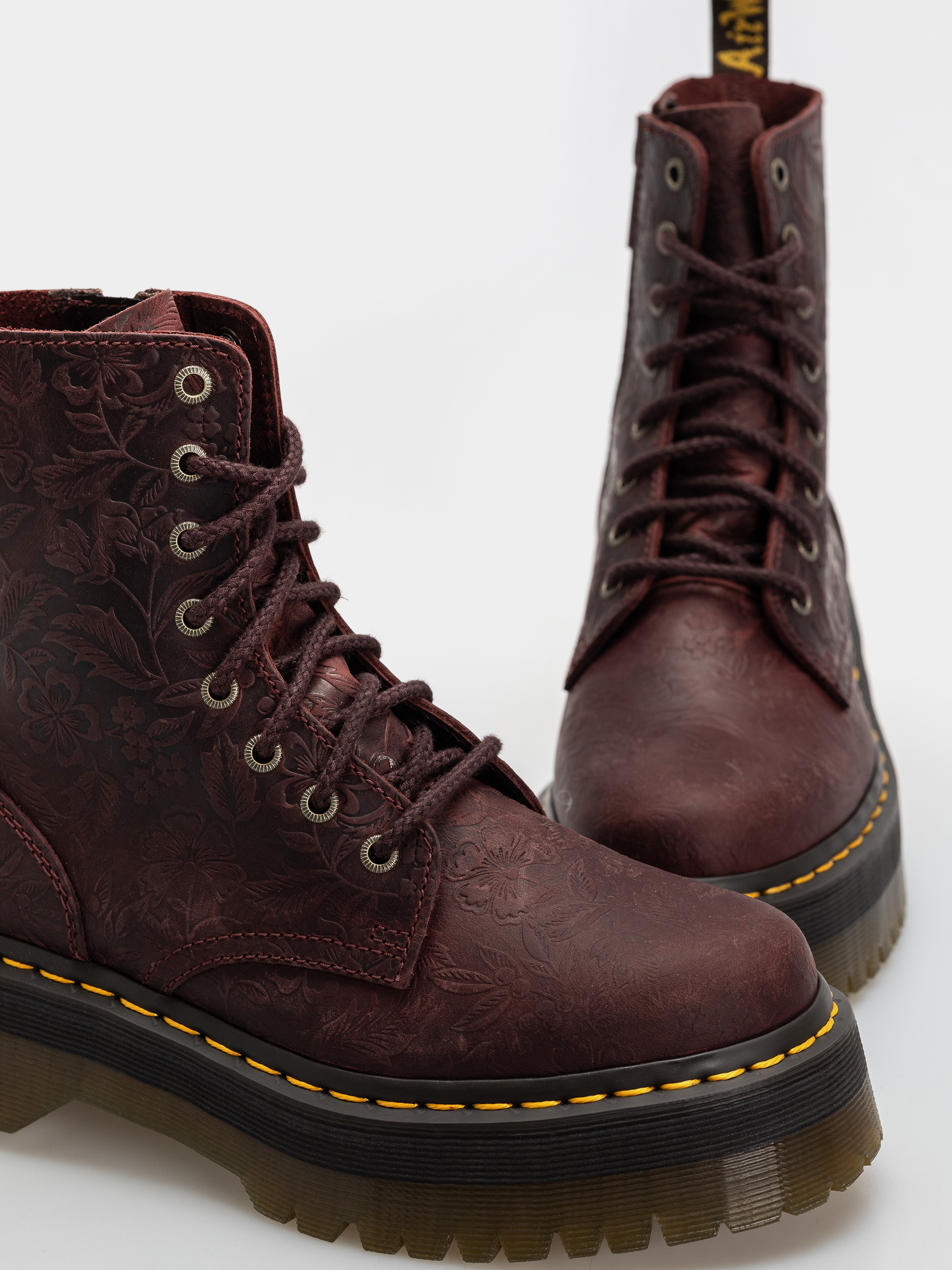 Обувки Dr. Martens Jadon Emboss Floral Wmn (cherry red)