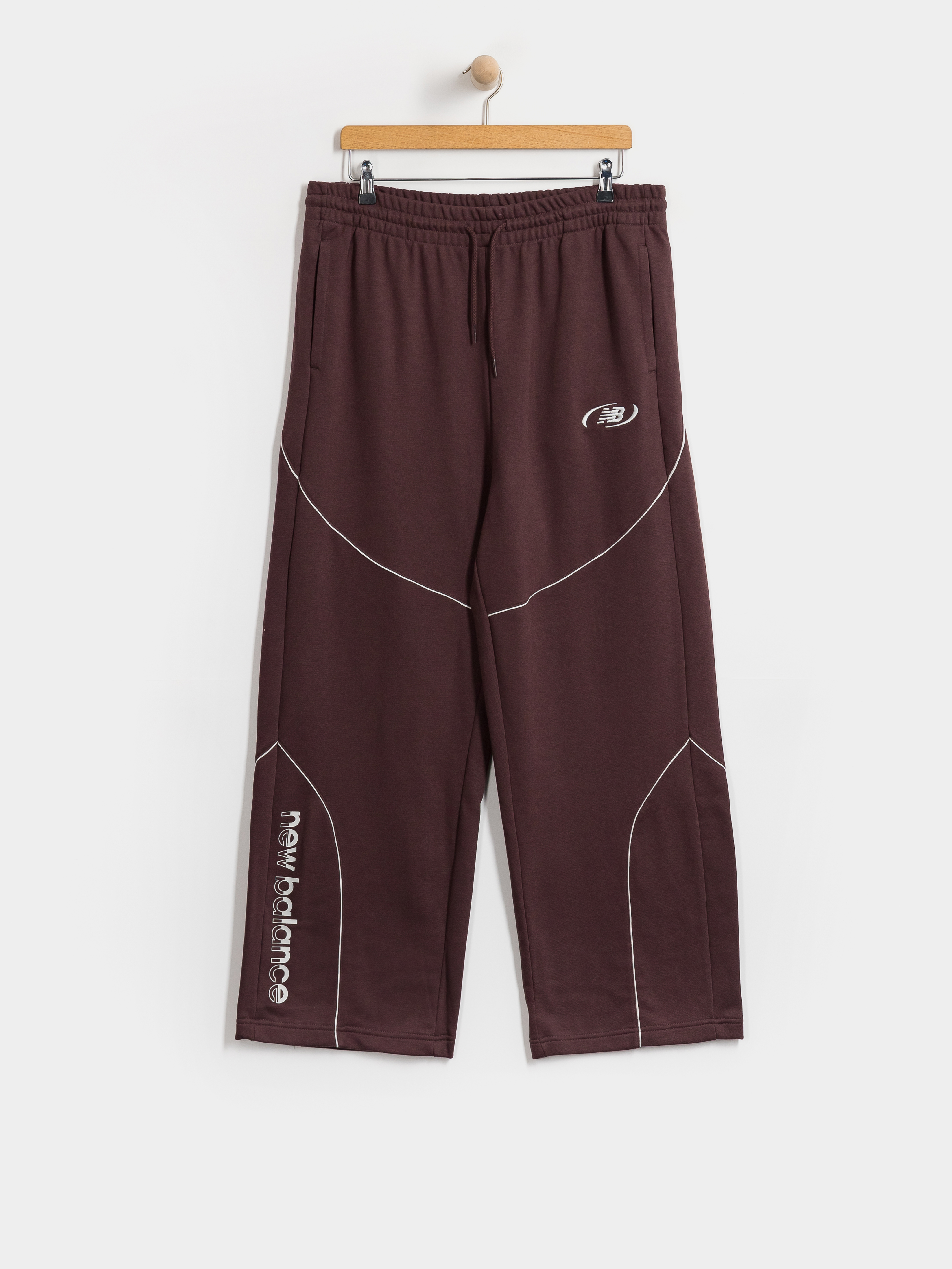 Панталони New Balance Trackside French Terry (cherry leather)