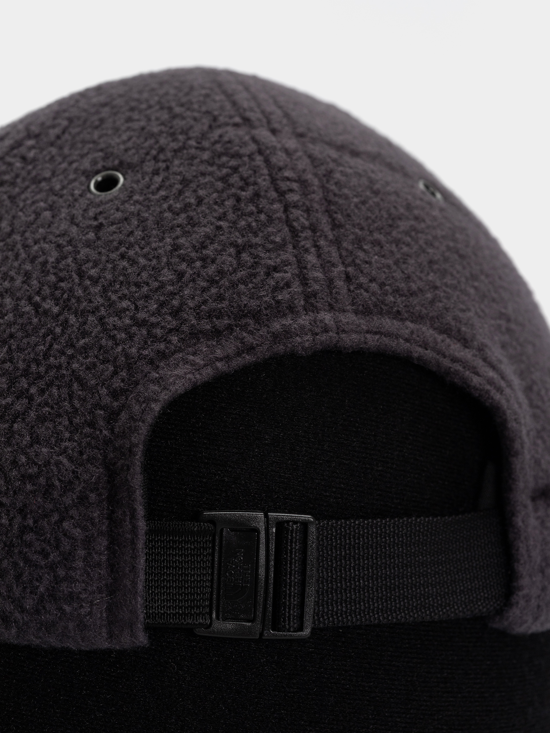 Шапка с козирка The North Face Red Box Fleece (obsidian)