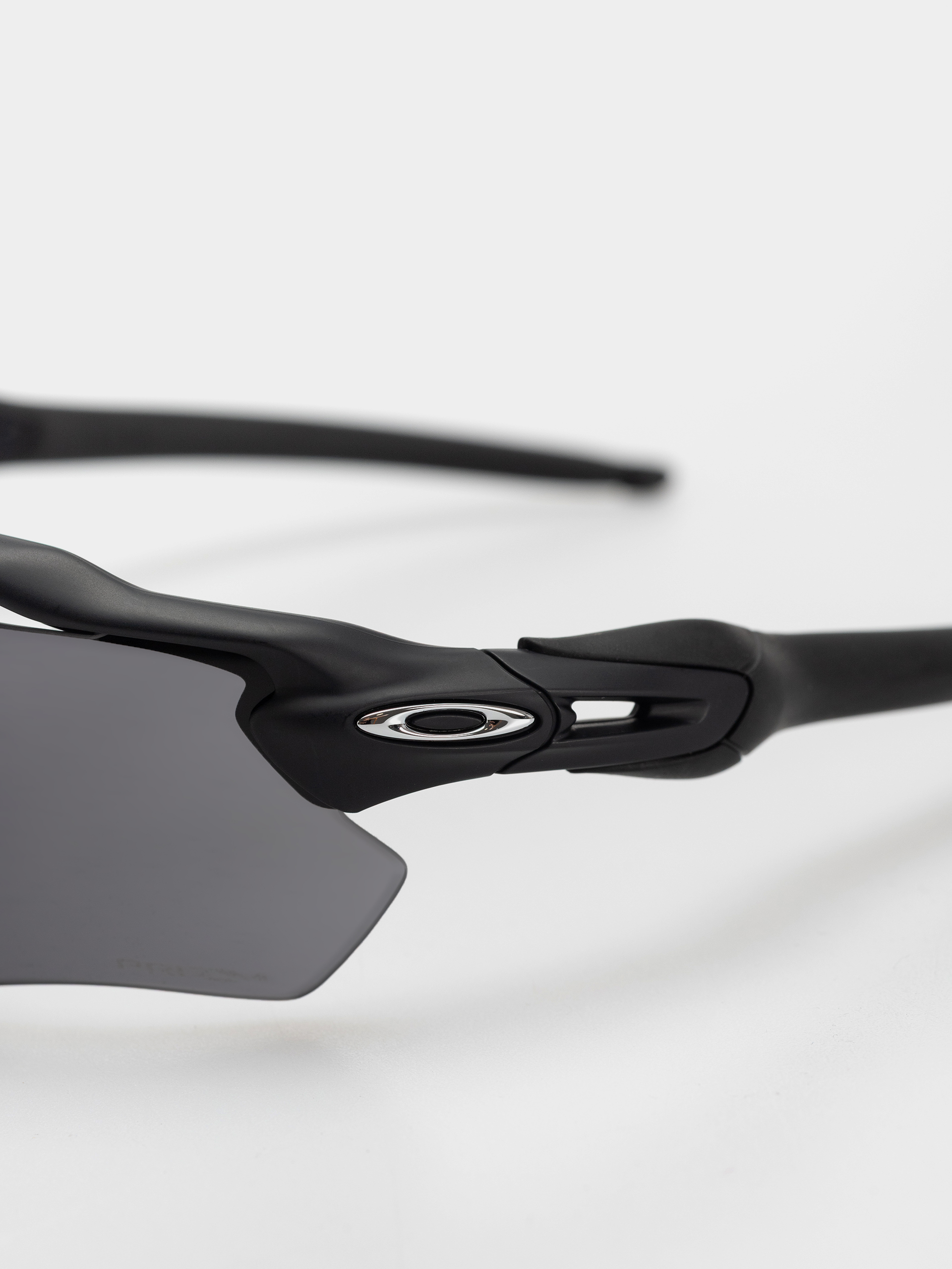 Слънчеви очила Oakley Radar Ev Path (matte black/prizm grey)