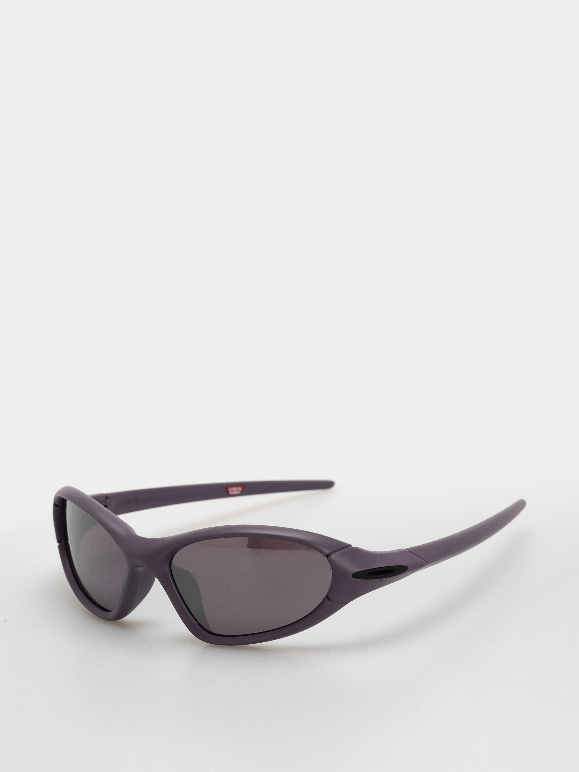 u0421u043bu044au043du0447u0435u0432u0438 u043eu0447u0438u043bu0430 Oakley Portal Jacket (matte aubergine/prizm road black)