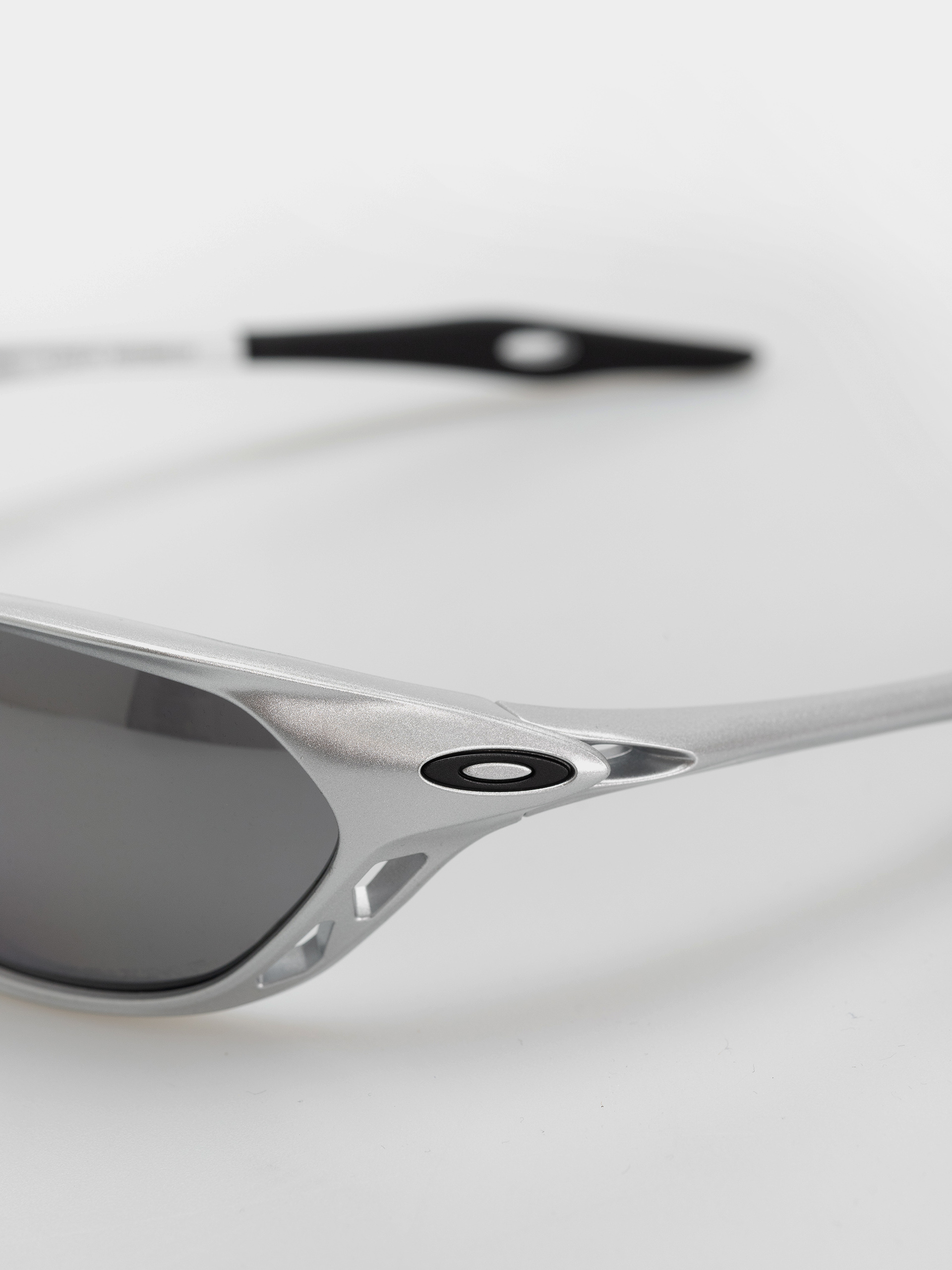 Слънчеви очила Oakley Cage Jacket (x-silver/prizm black polarized)