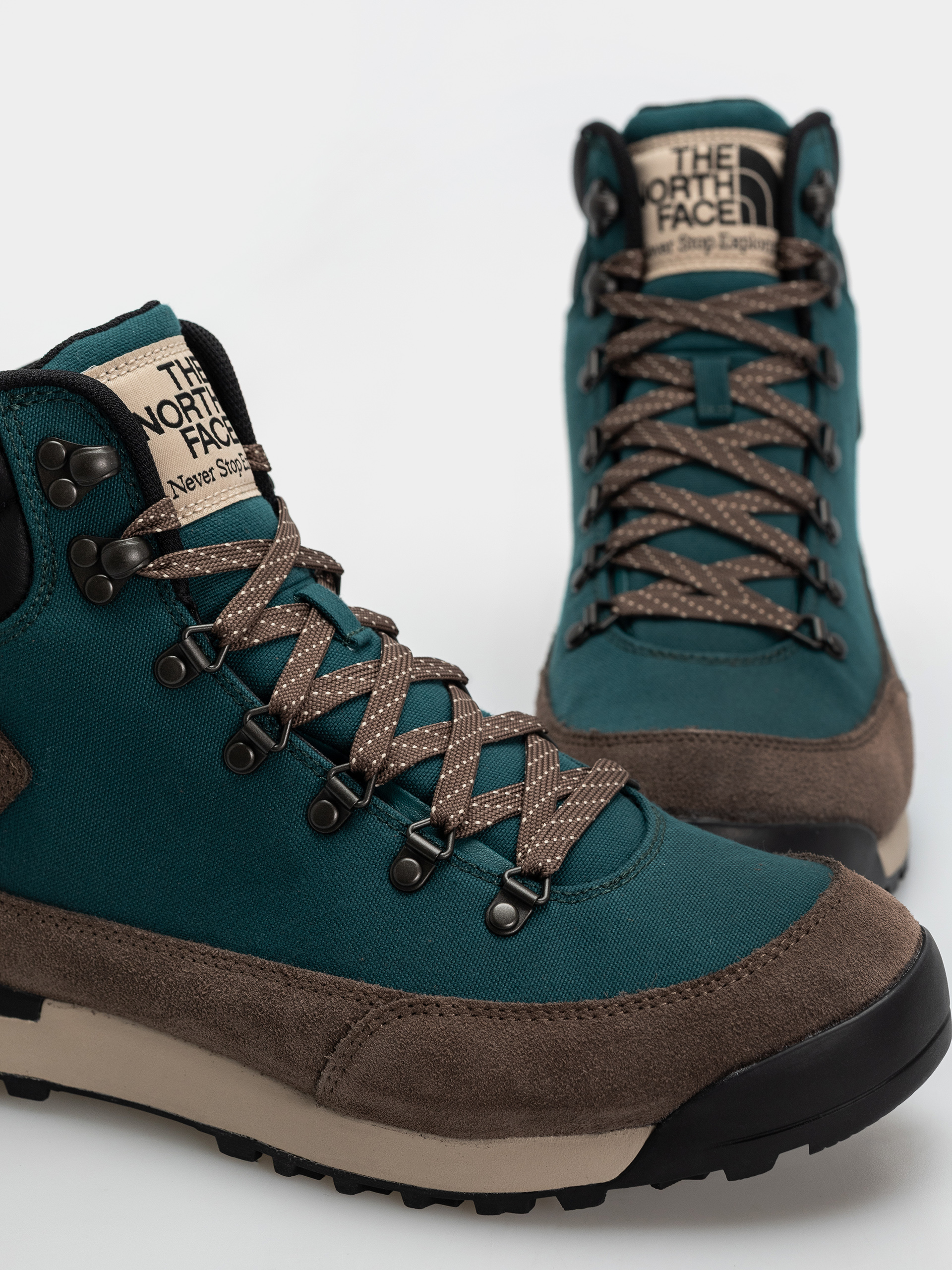 Обувки The North Face Back To Berkeley Iv Textile Wp (pacific teal/smokey bro)