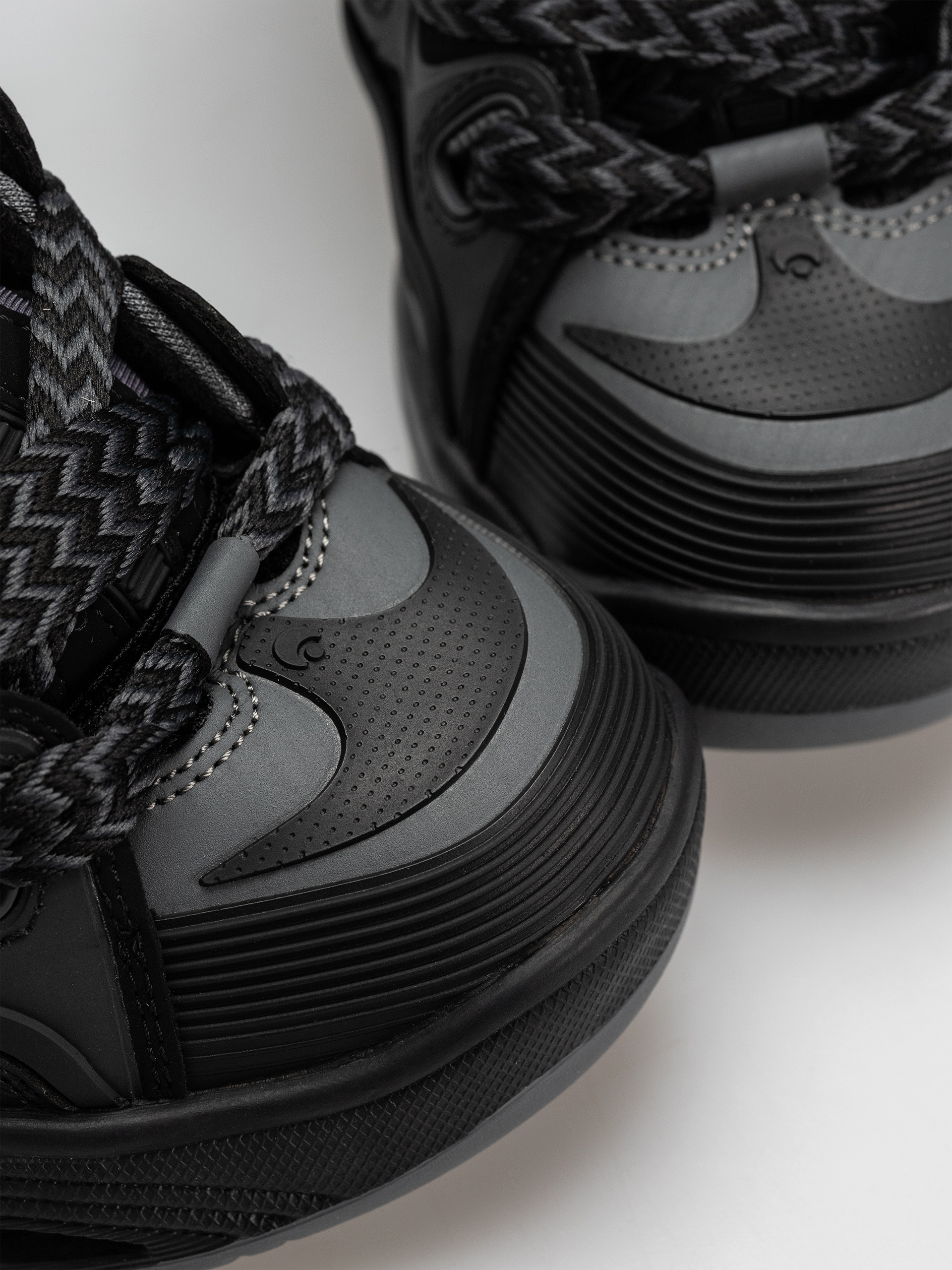 Обувки Osiris D3 2001 (black/charcoal/zigzag)