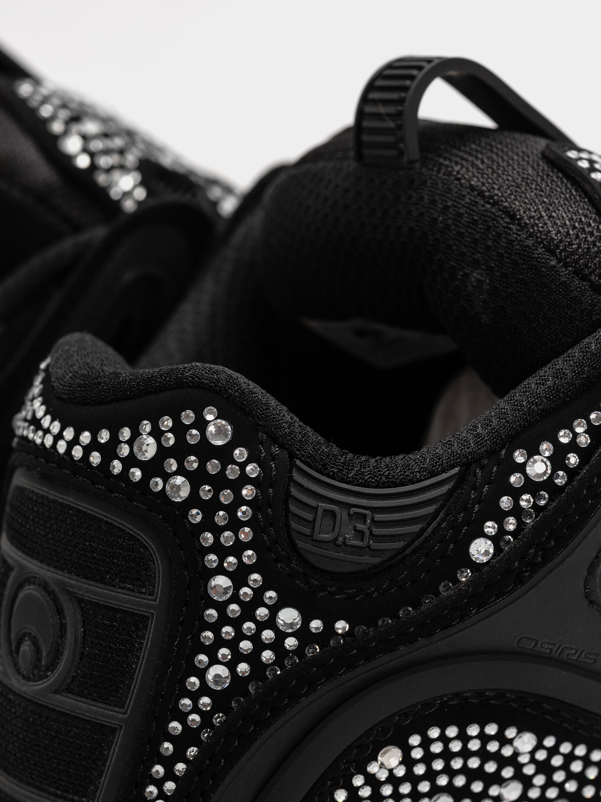 Обувки Osiris D3 2001 (black/grey/diamond)