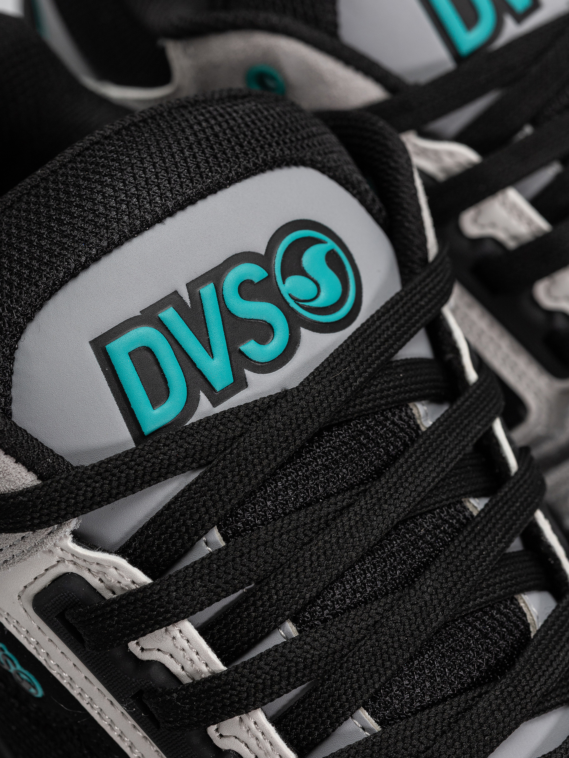 Обувки DVS Comanche (grey/black/teal)