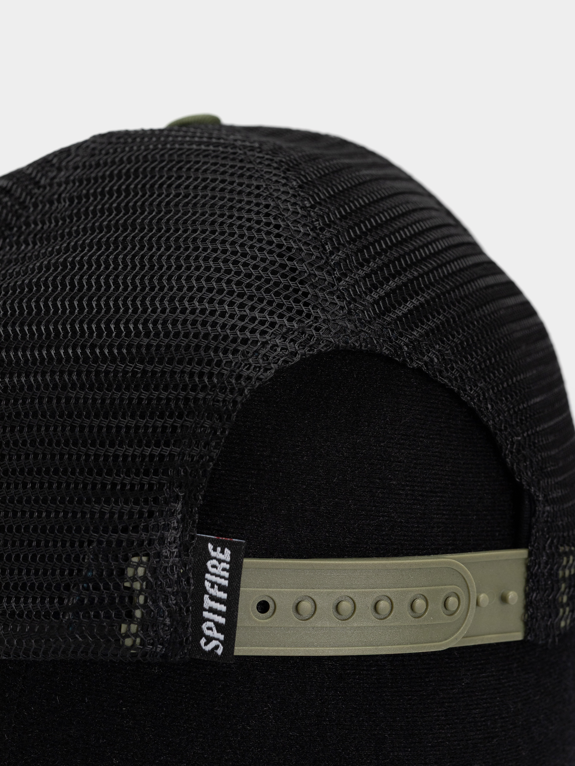 Шапка с козирка Spitfire Bighead (olive twill/black mesh)