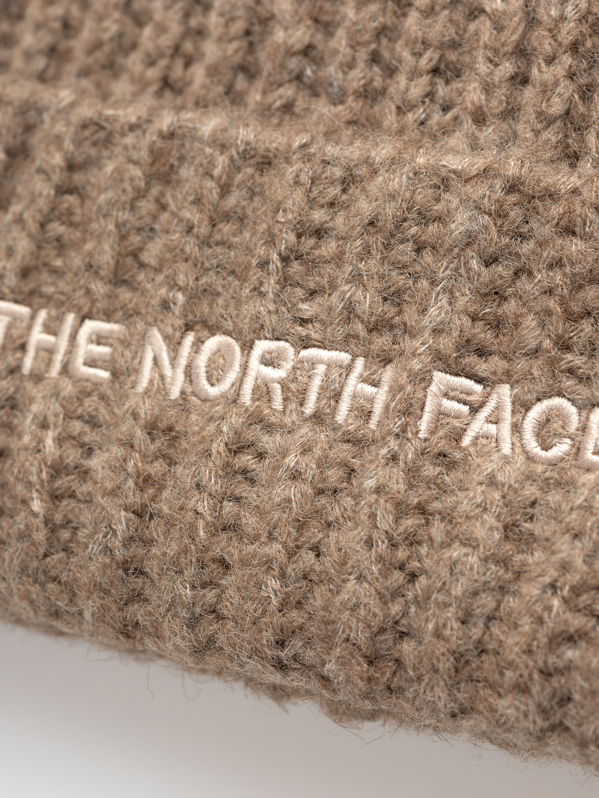 Шапка The North Face Fohair Cabin (garnet)