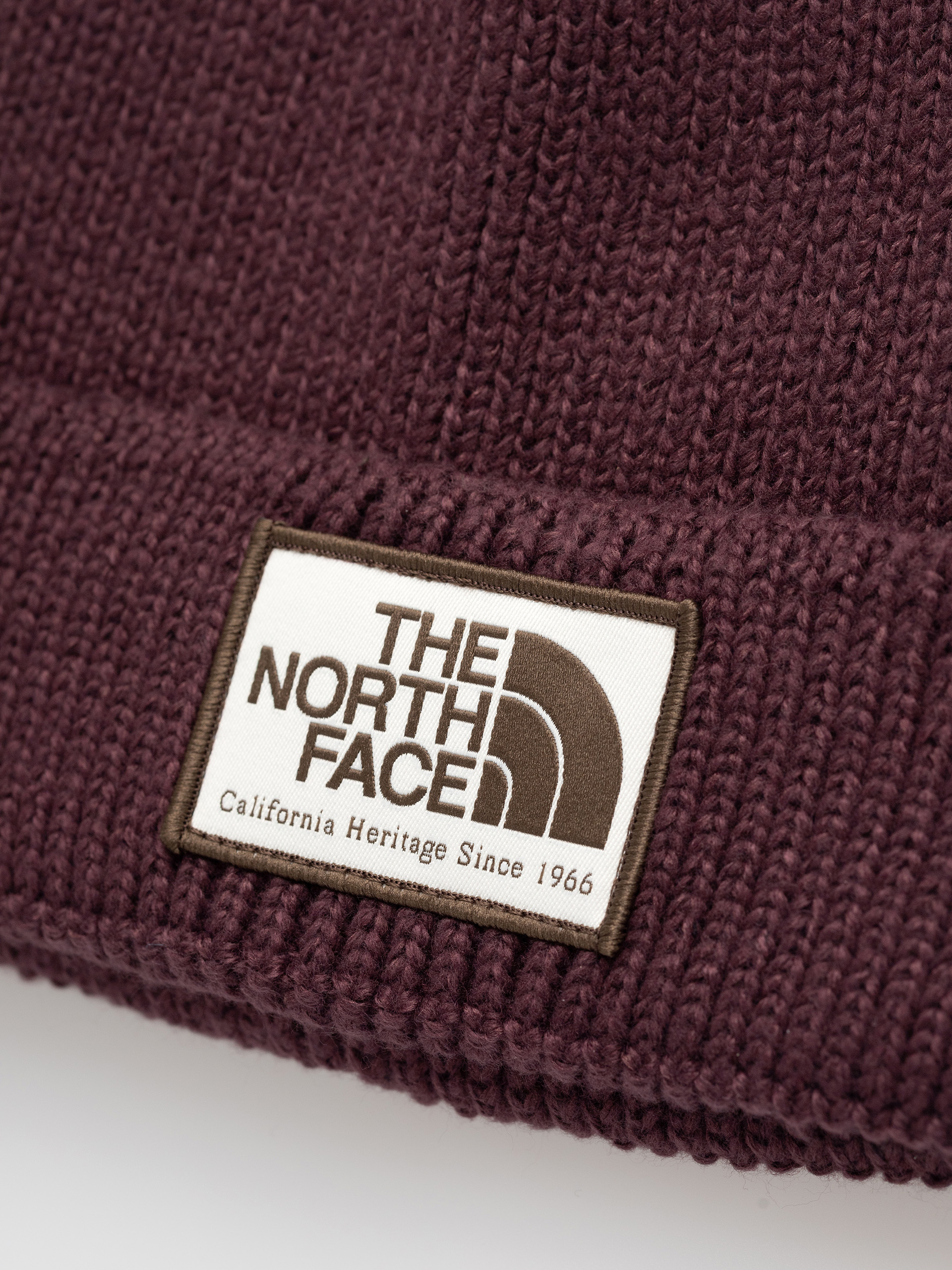 Шапка The North Face Tnf Logo Box Cuffed (deep burgundy/heritage)