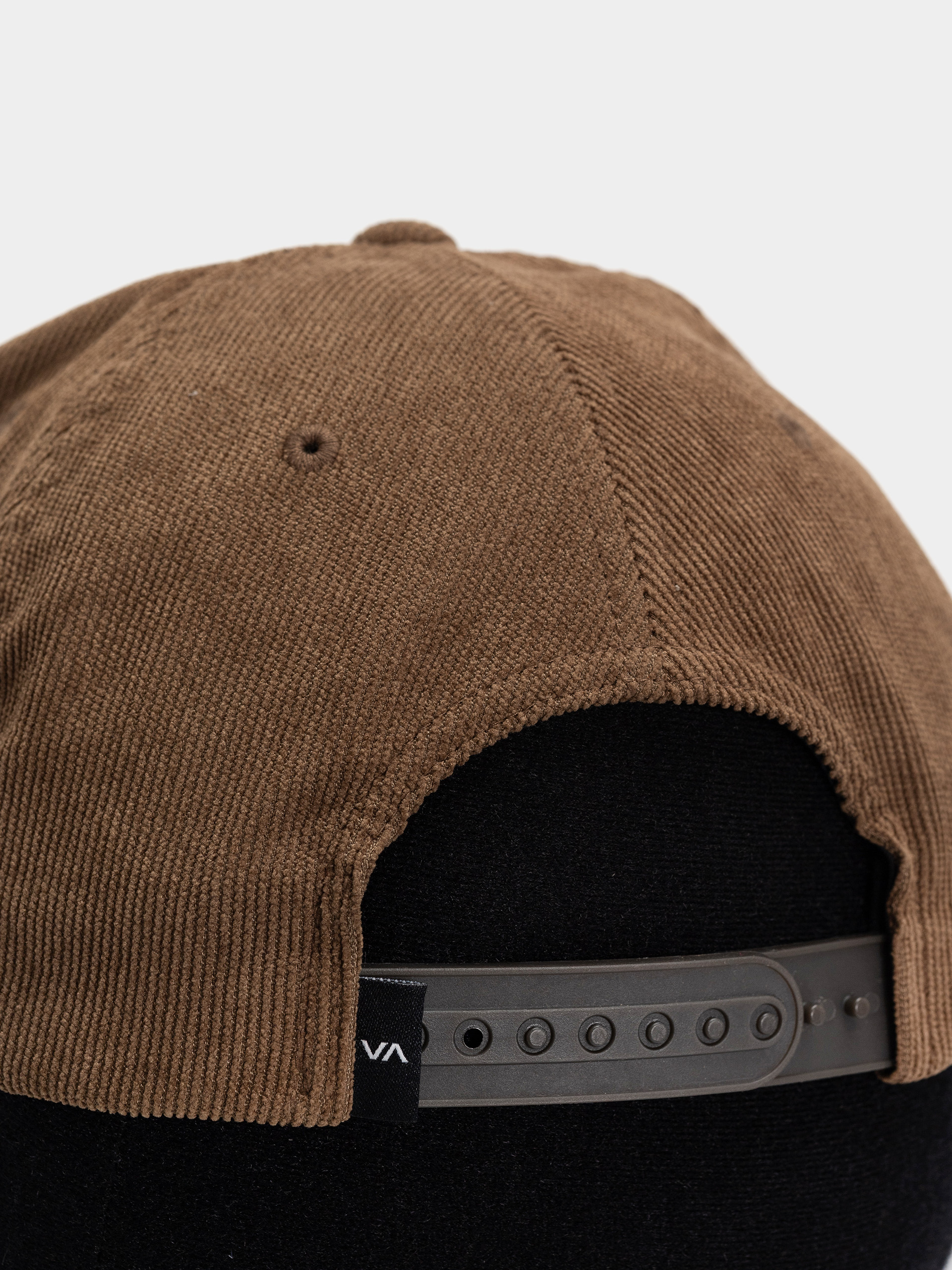 Шапка с козирка RVCA Freeman Snapback (chocolate)
