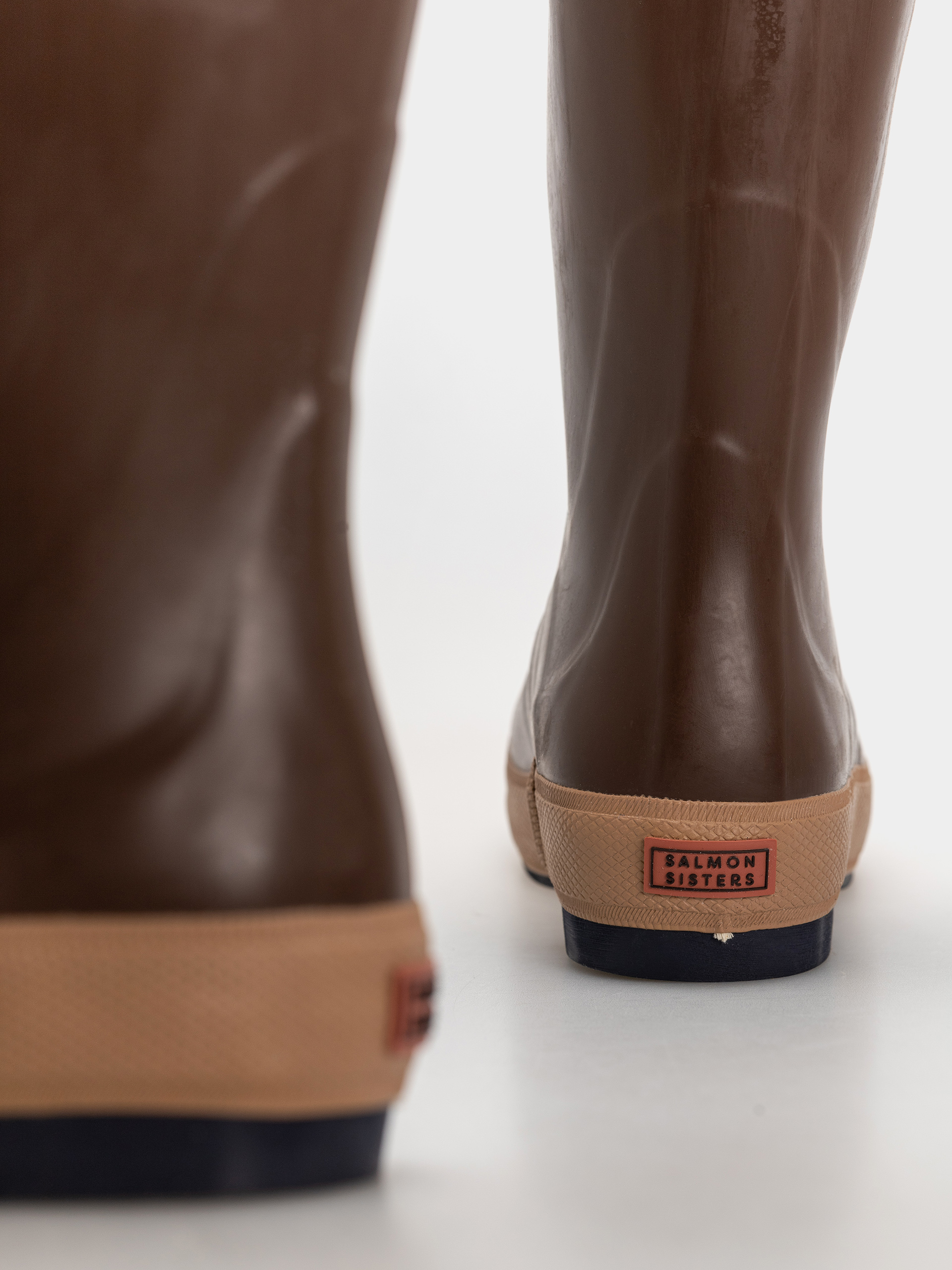 Обувки Xtratuf Salmon Sisters 15 Legacy Boot Wmn (brown kelp oyster)