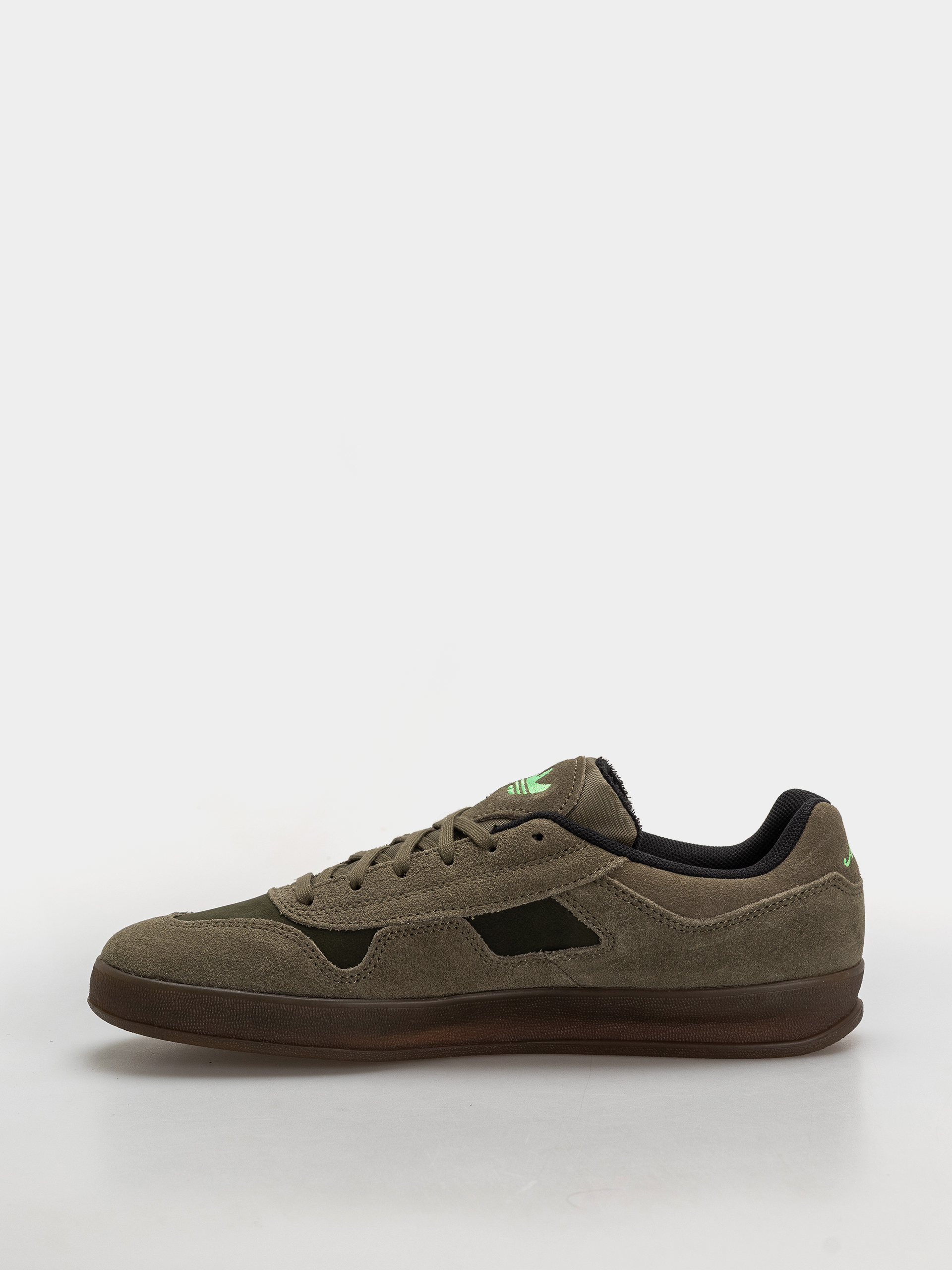 Обувки adidas Aloha Super (olistr/cblack/gum5)
