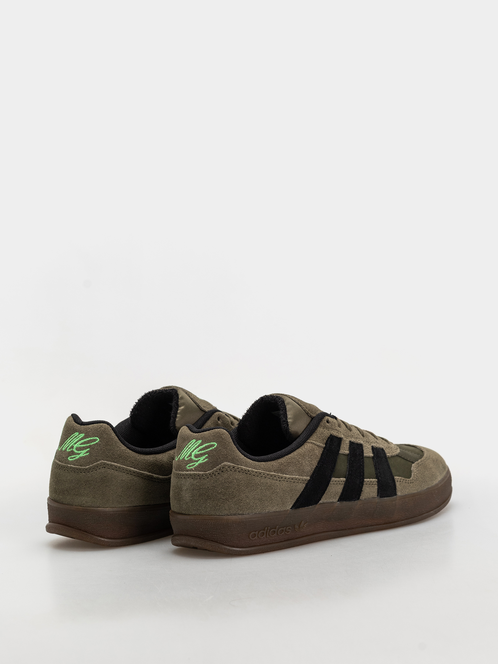 Обувки adidas Aloha Super (olistr/cblack/gum5)