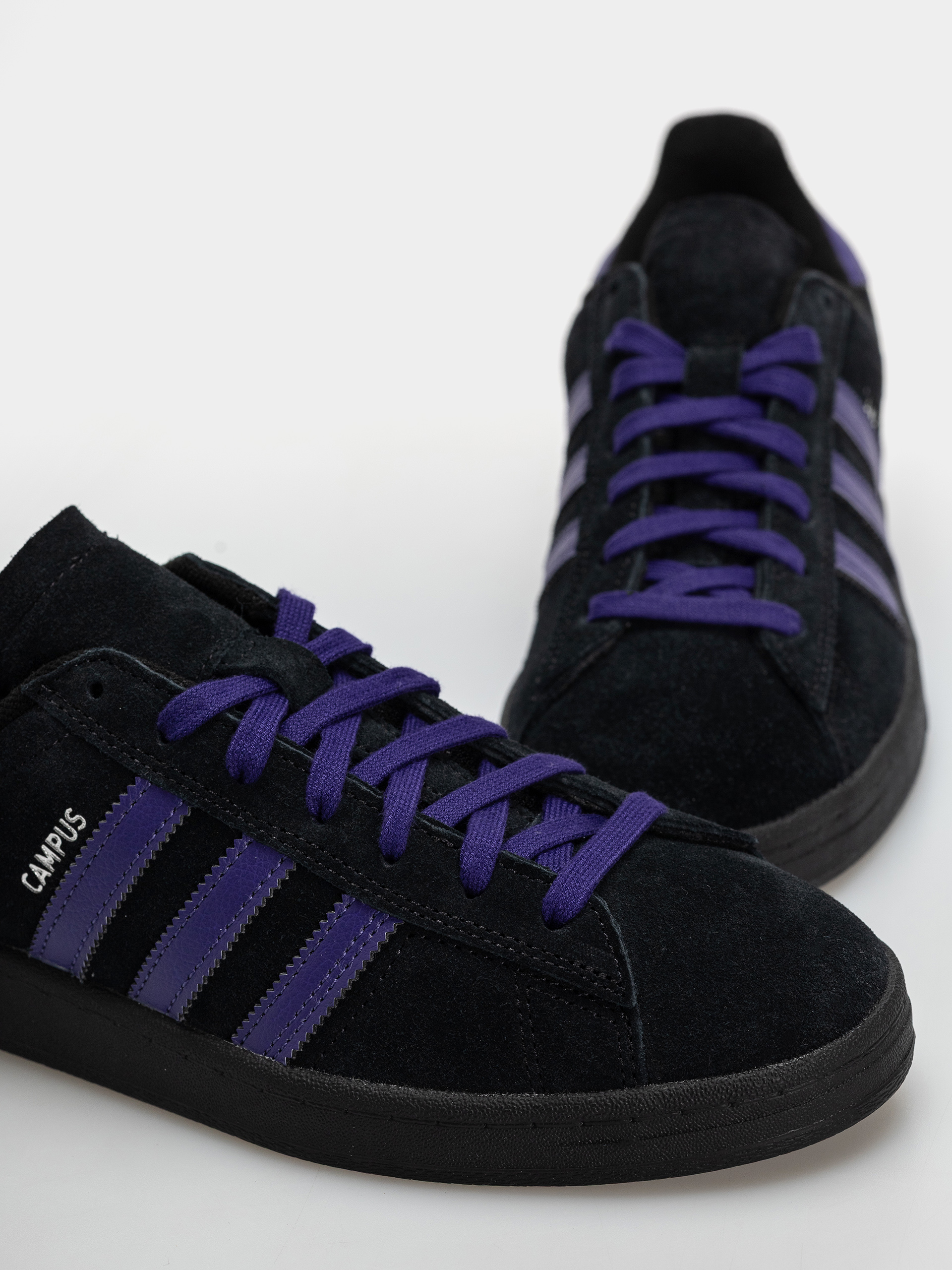 Обувки adidas Campus Adv (cpurpl/cblack/silvmt)