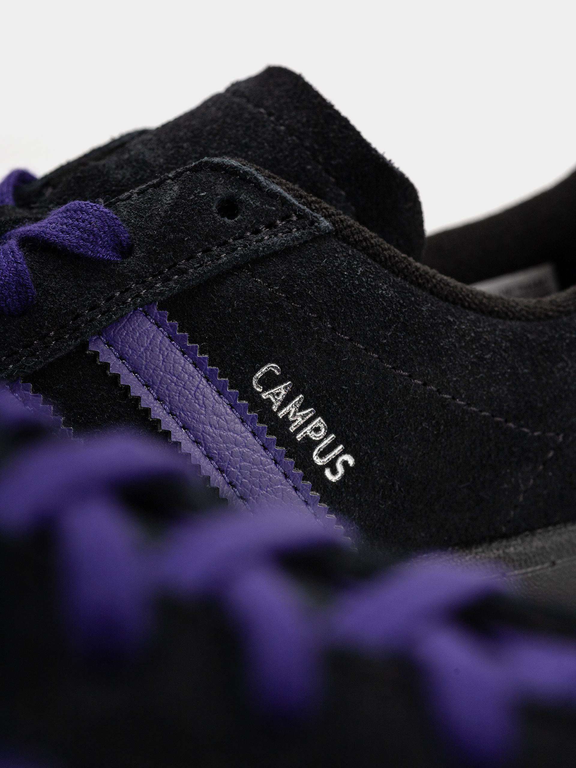 Обувки adidas Campus Adv (cpurpl/cblack/silvmt)