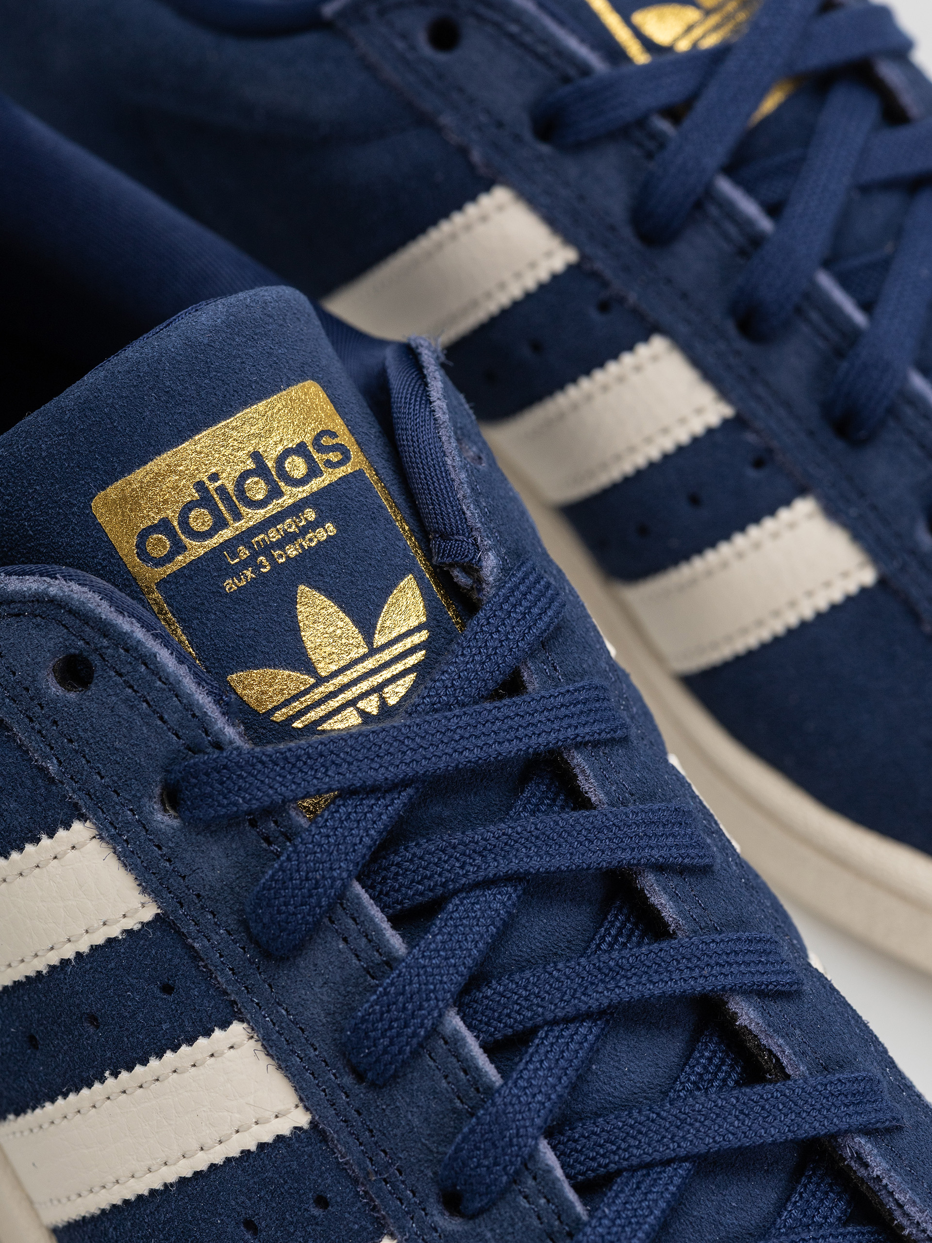 Обувки adidas Superstar Adv (dkblue/cwhite/goldmt)