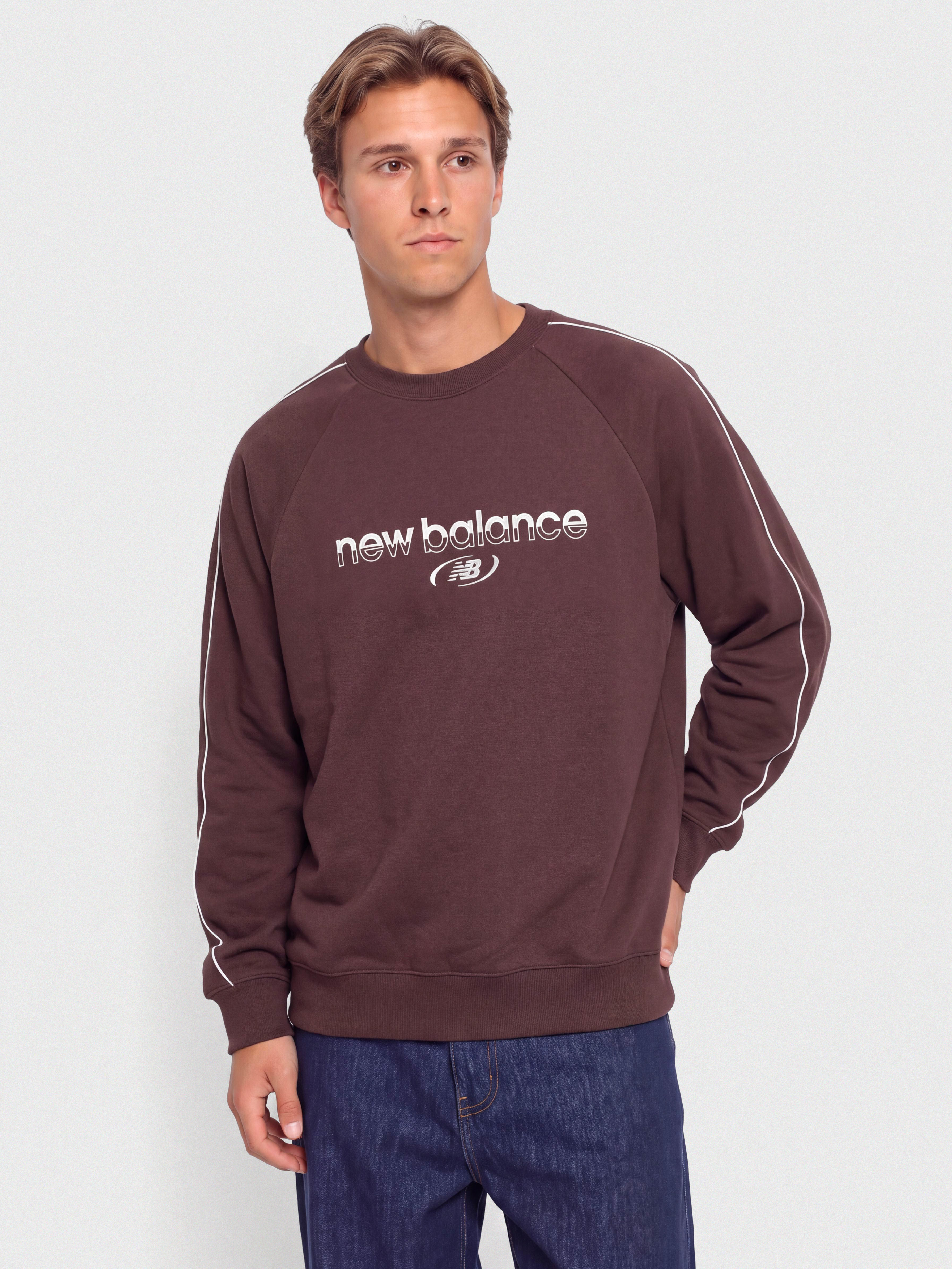 Суитшърт New Balance Trackside French Terry (cherry leather)