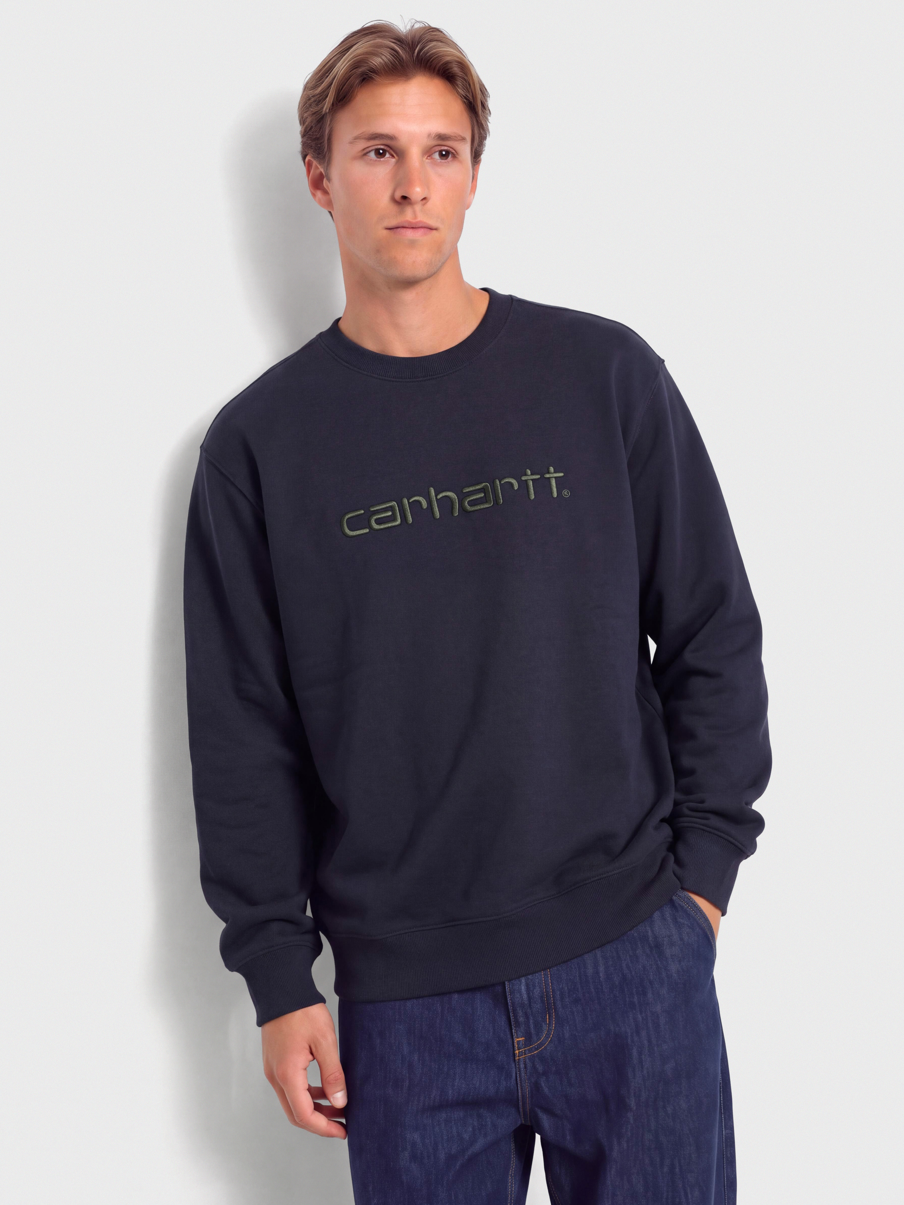 Суитшърт Carhartt WIP Carhartt (dark navy/dark scarab)
