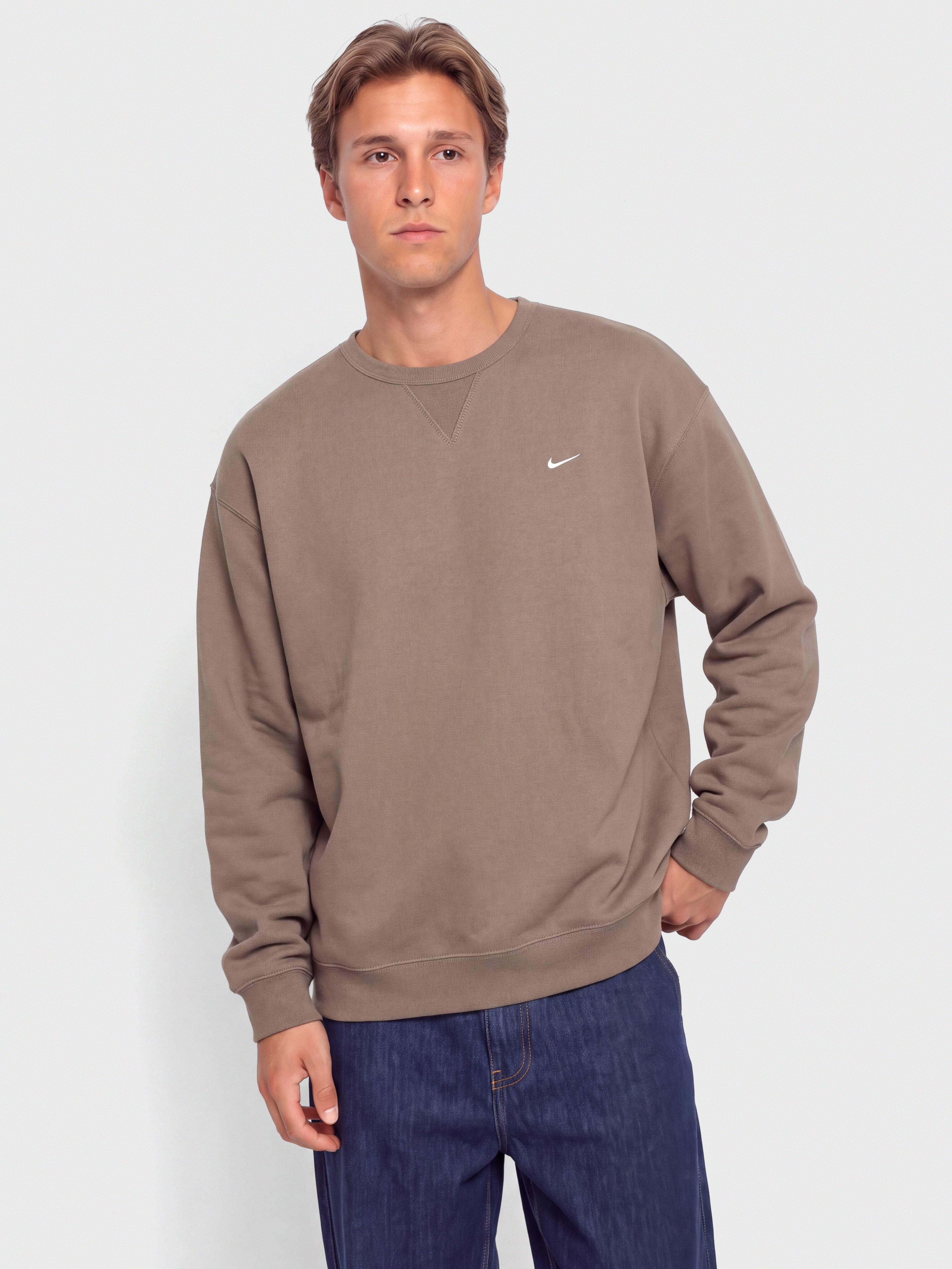 u0421u0443u0438u0442u0448u044au0440u0442 Nike SB Solo Swoosh (mink brown/white)