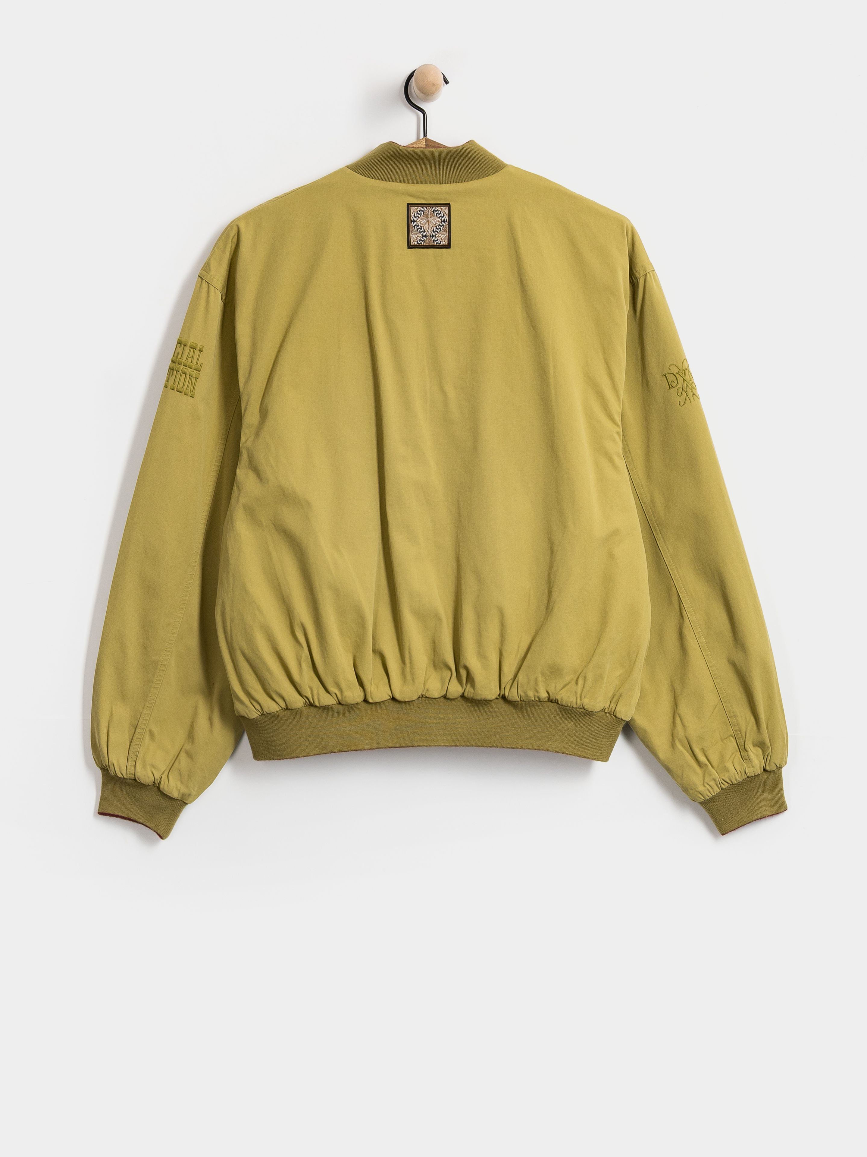 Яке Deus Ex Machina Pendula Reversible (willow green blanket red)
