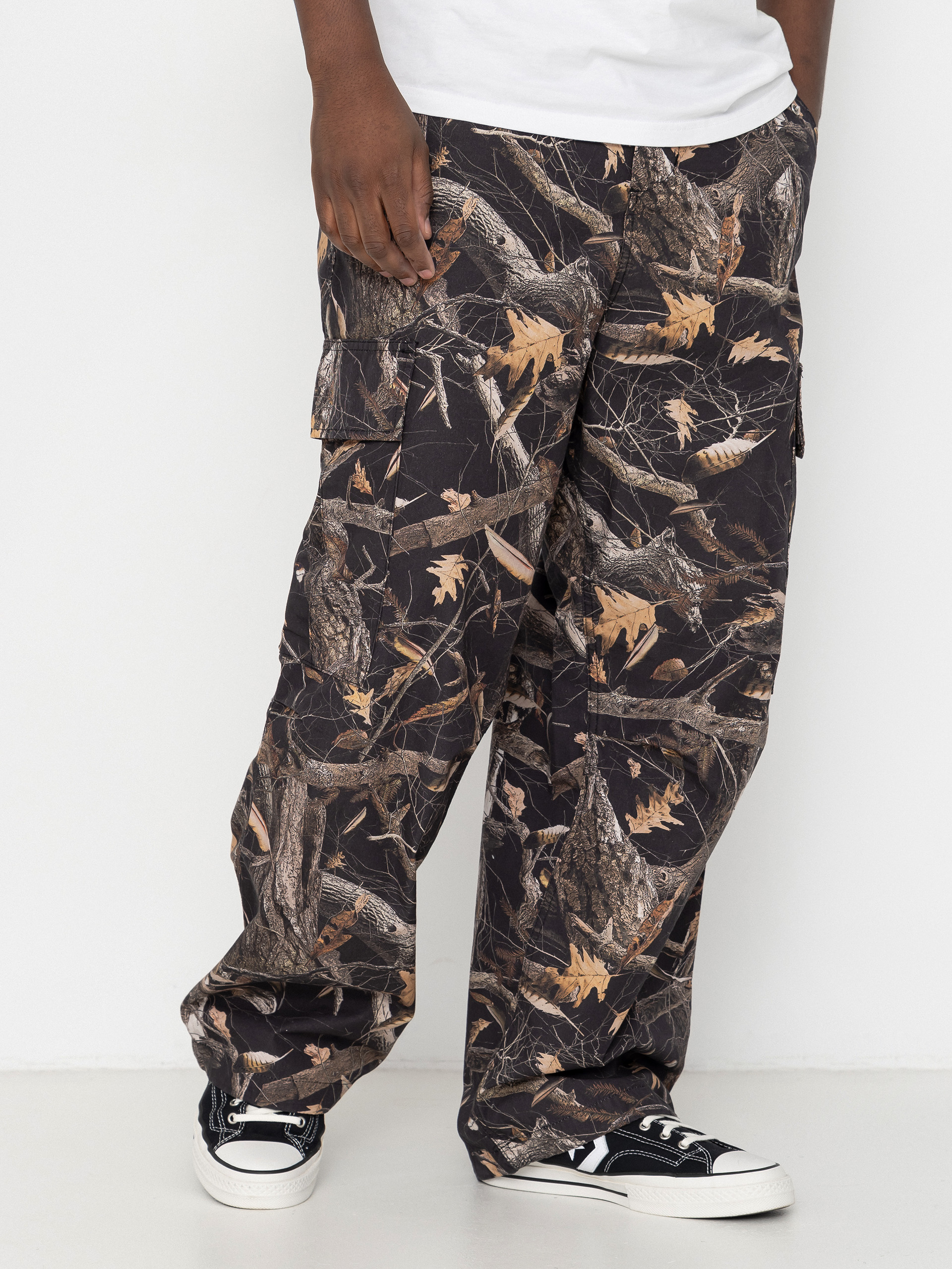 Панталони Carhartt WIP Osborn Cargo (camo feather tree black/rinsed)