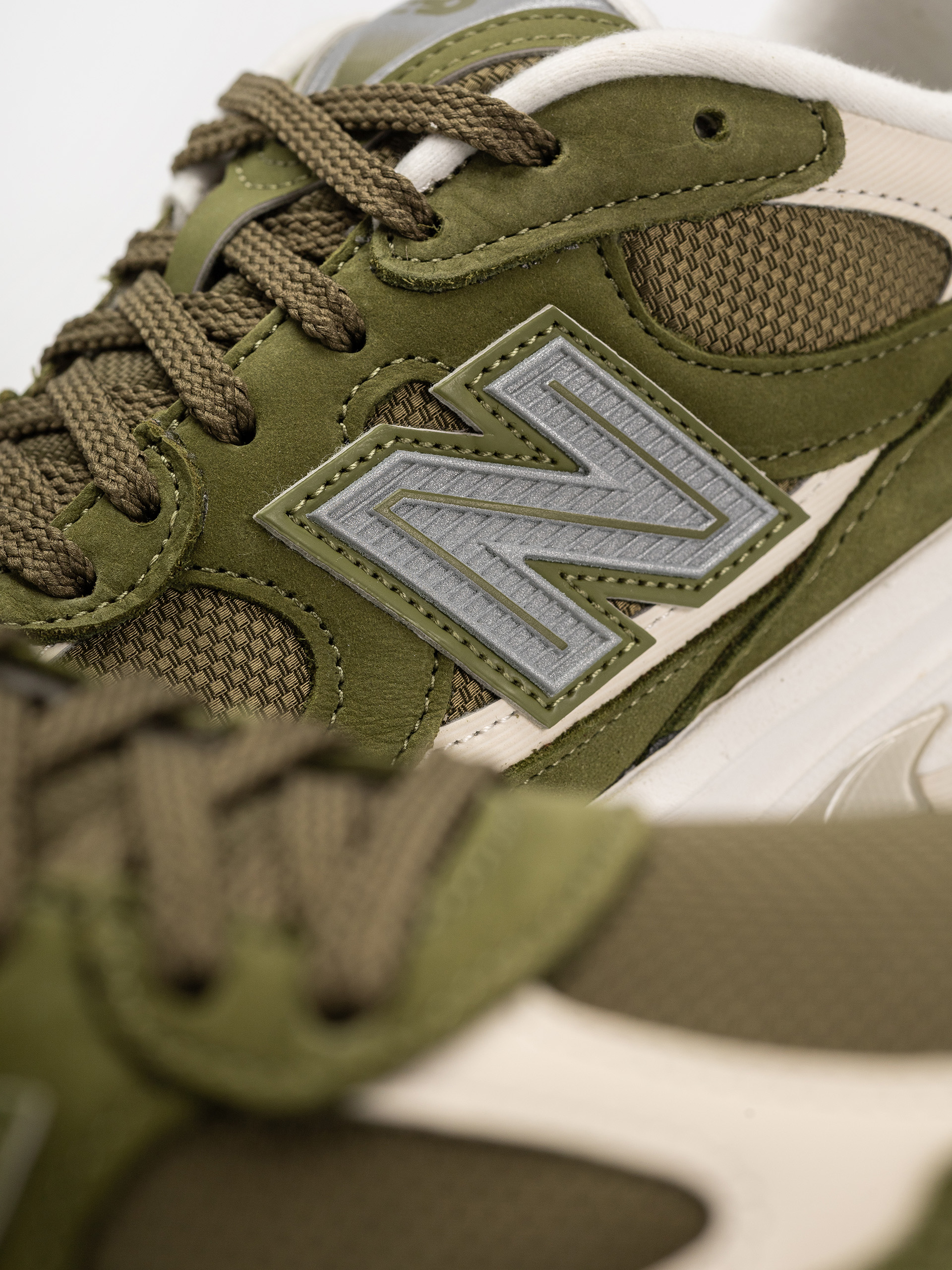 Обувки New Balance 2010 (sport green/wakame)