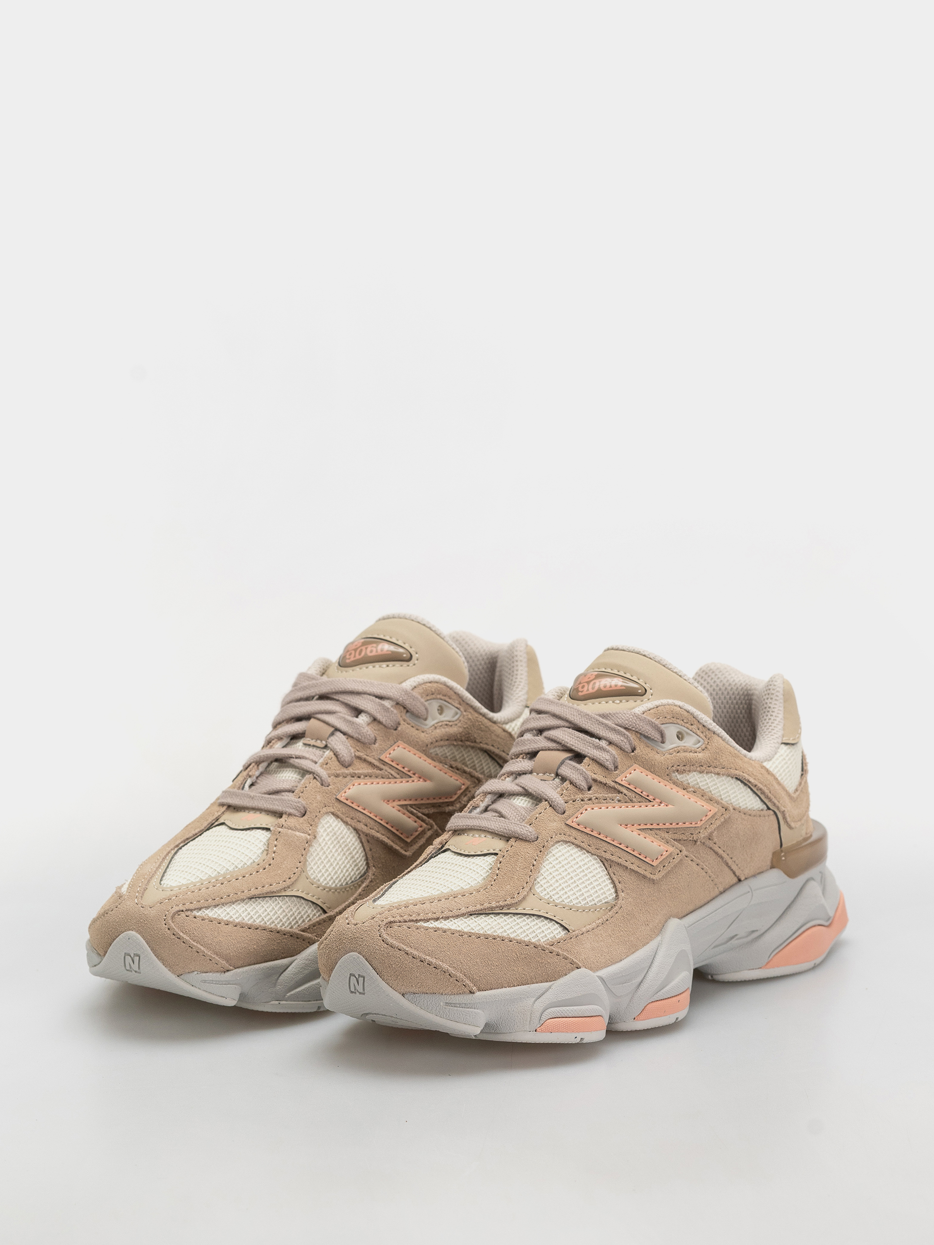 Обувки New Balance 9060 JR (mindful grey/pink lemonade)