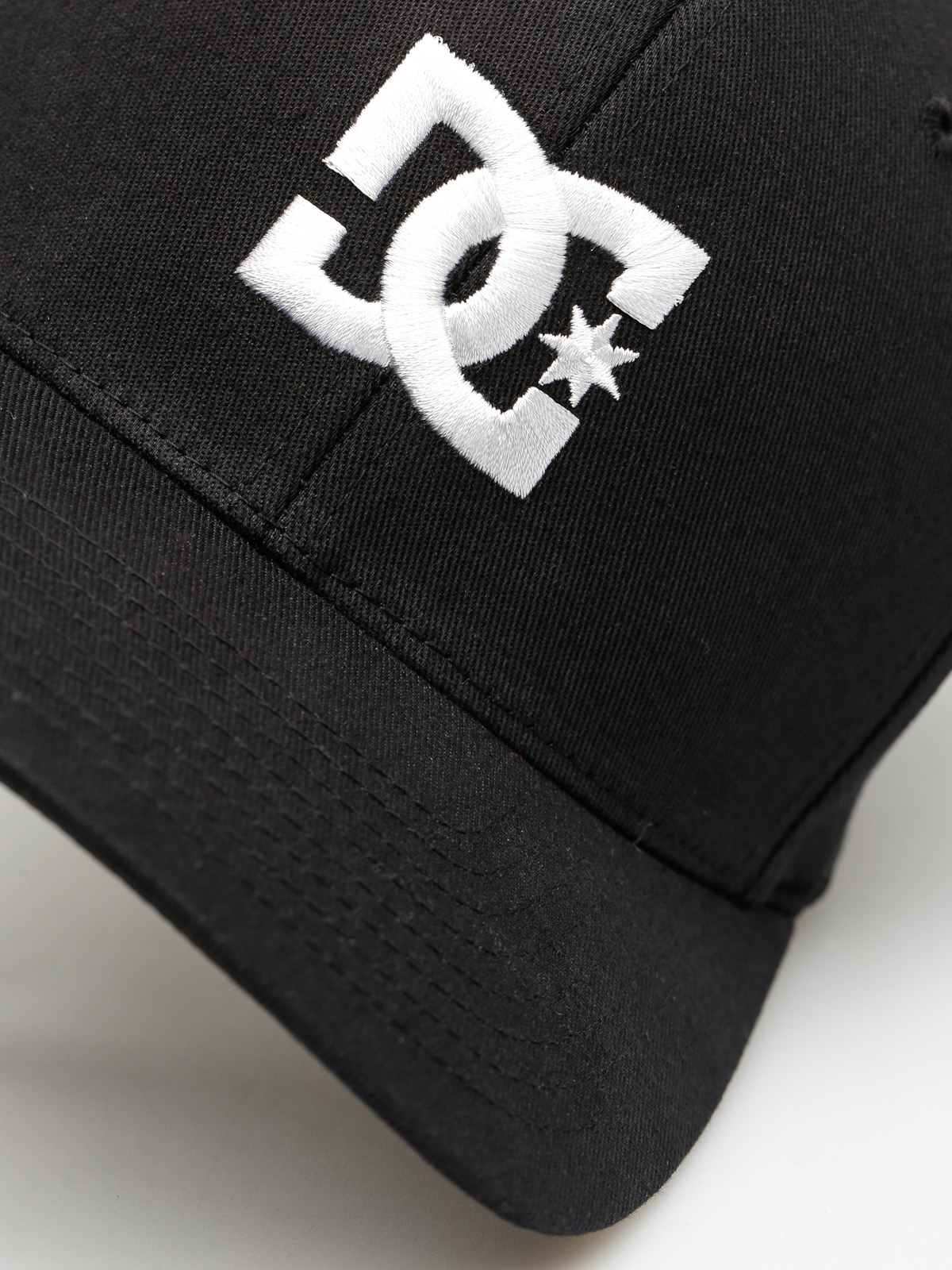 Шапка с козирка DC Star 2 ZD (black)