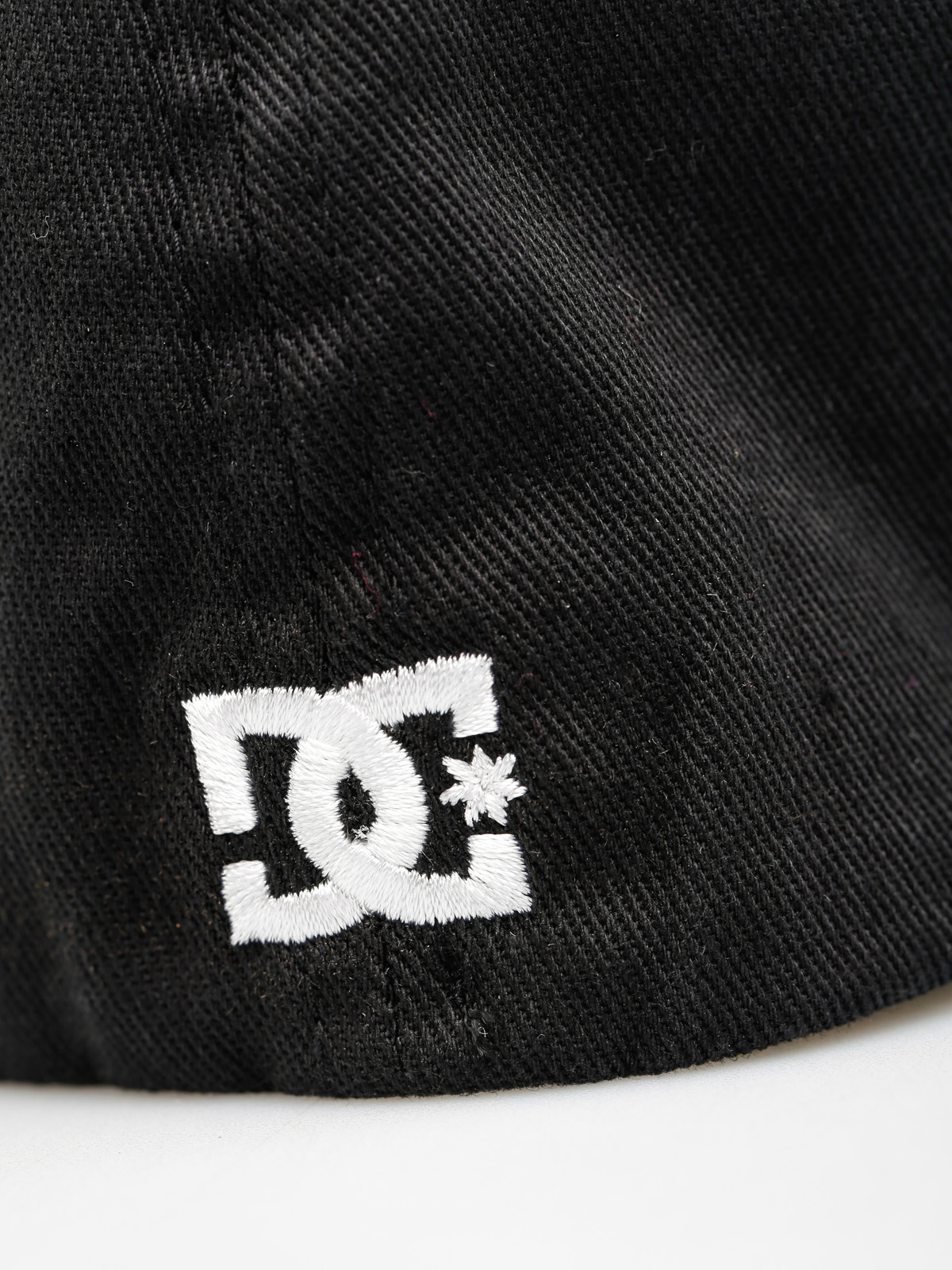 Шапка с козирка DC Star 2 ZD (black)