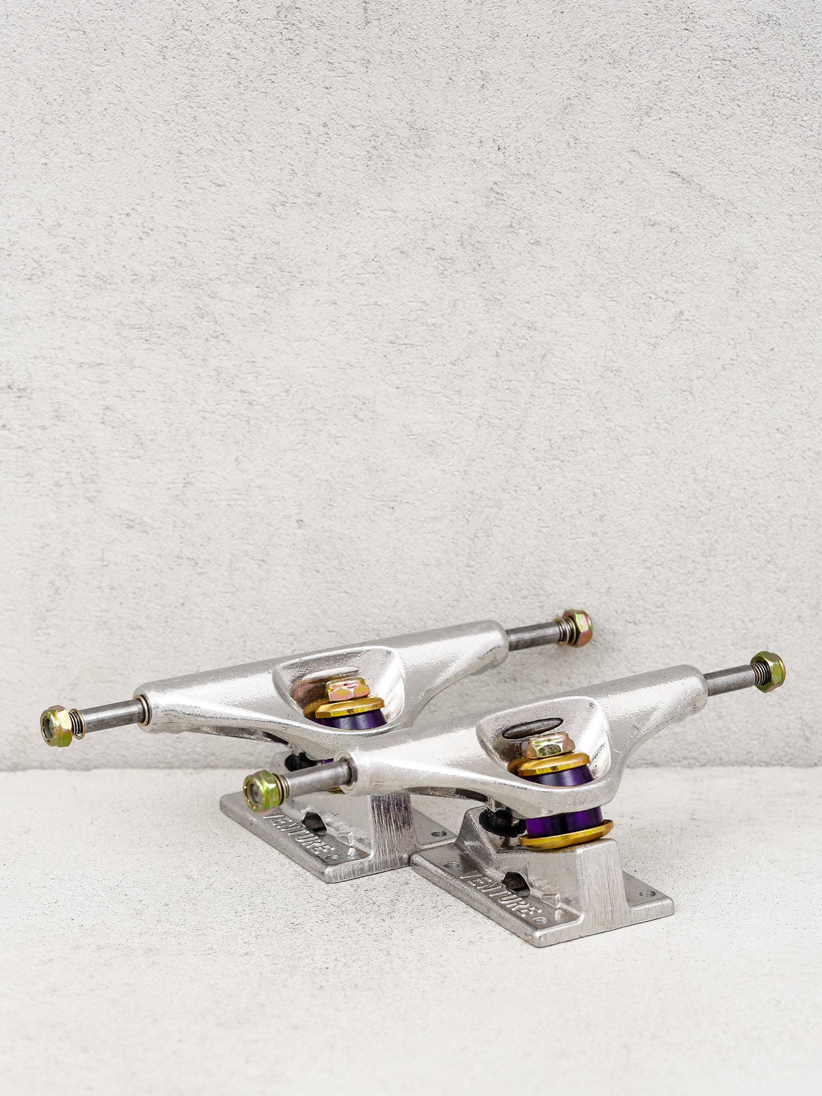 Колесари Venture Polished (silver/red)