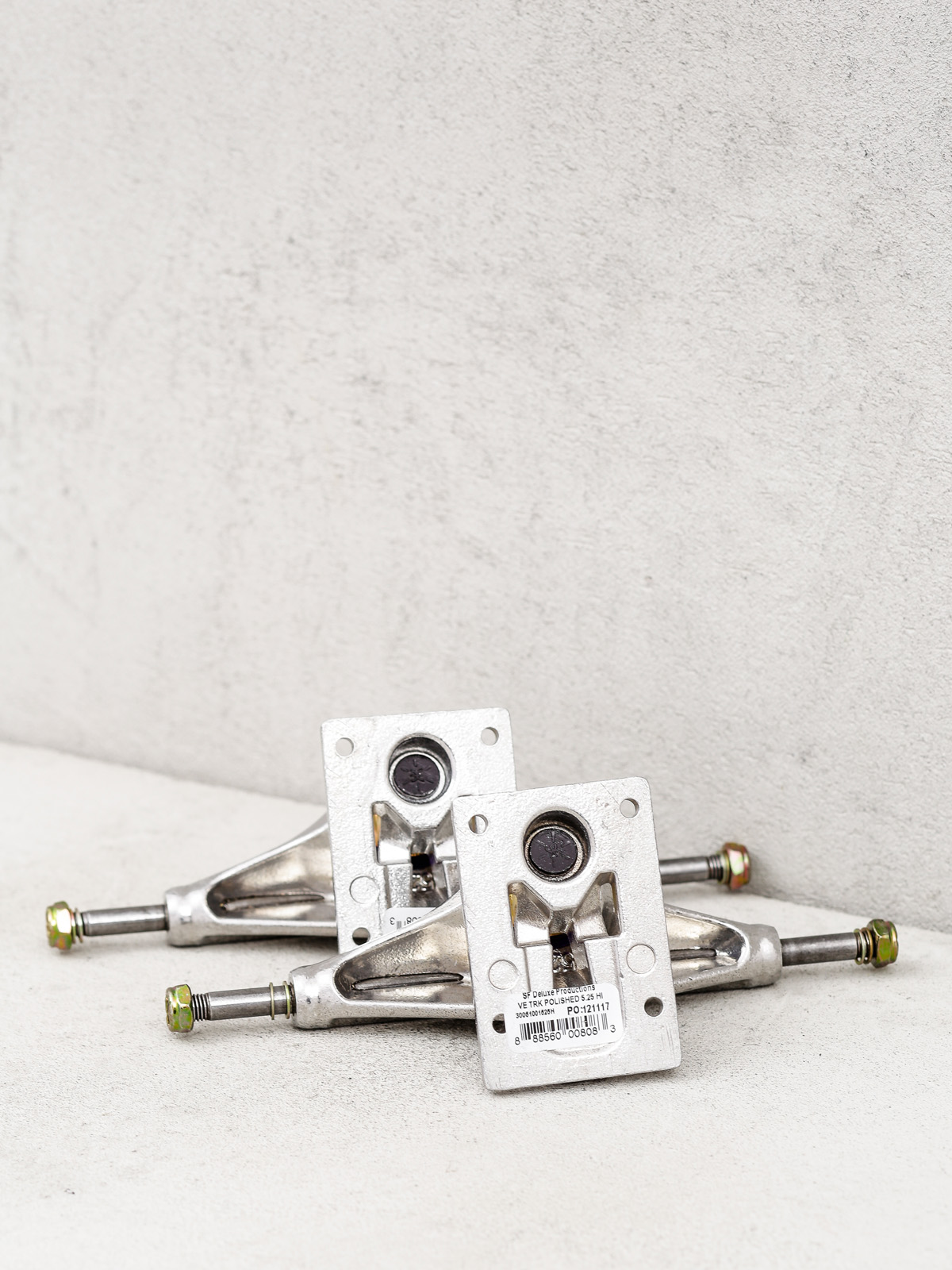 Колесари Venture Polished (silver/red)